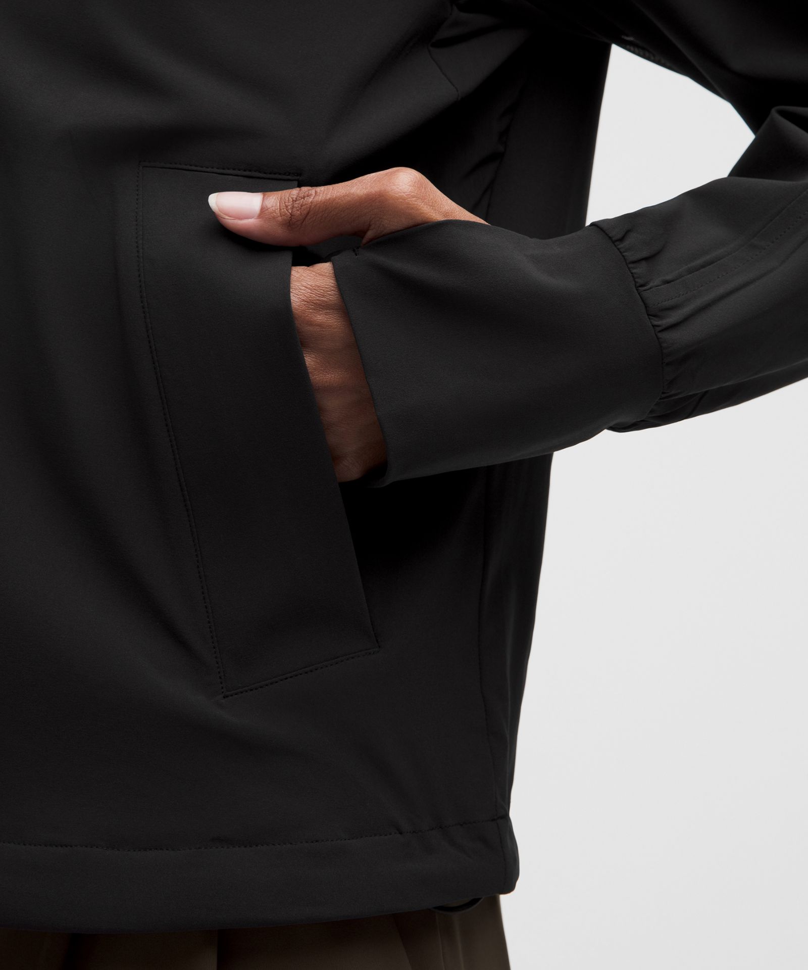Женская куртка Lululemon Lightweight Stretch с UV-защитой — фото 5