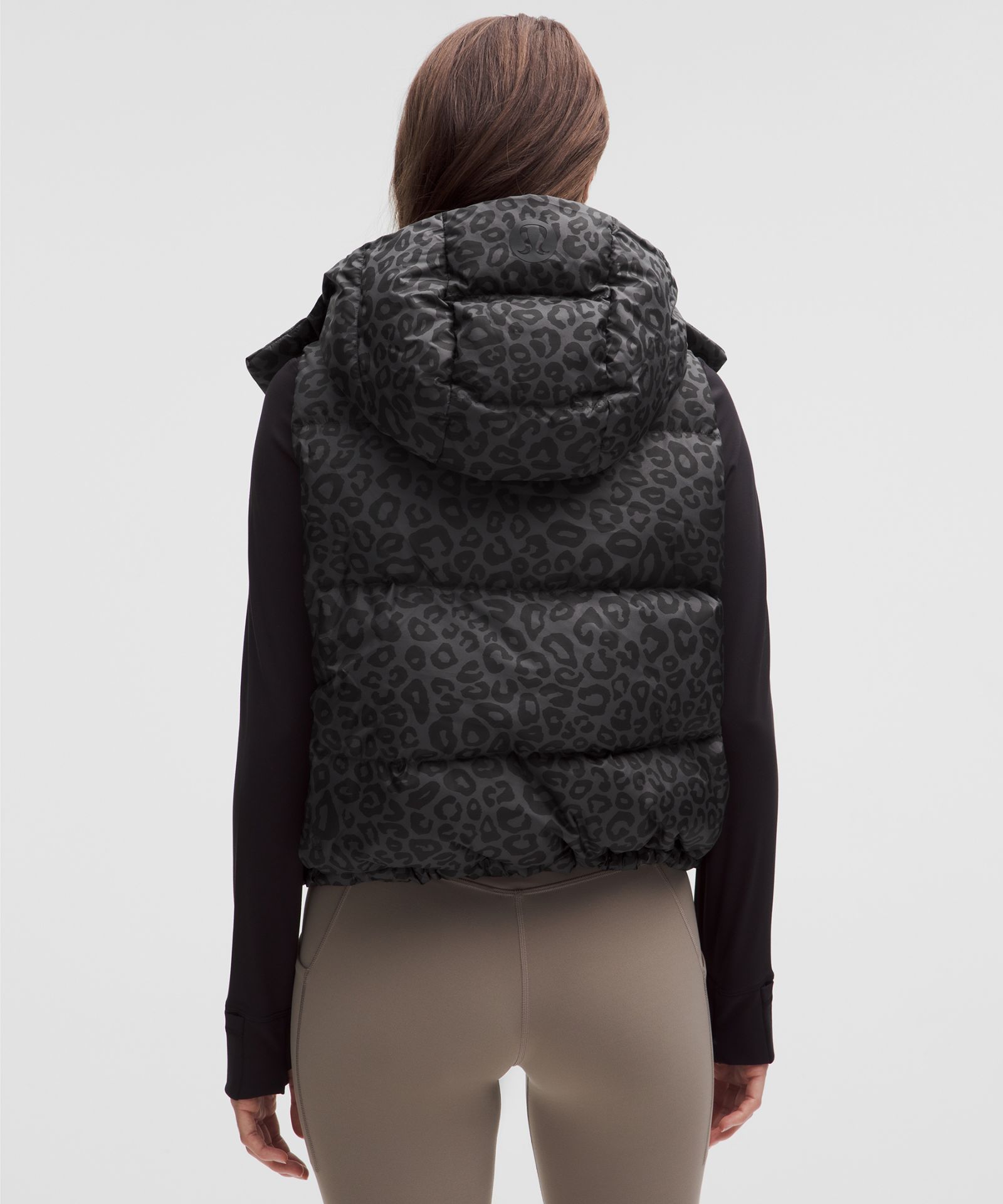 Женский пуховый жилет Lululemon Wunder Puff 600-Down-Fill Cropped — фото 3