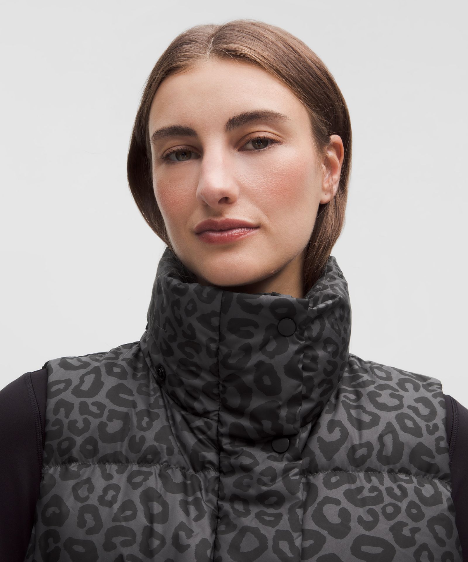 Женский пуховый жилет Lululemon Wunder Puff 600-Down-Fill Cropped — фото 6