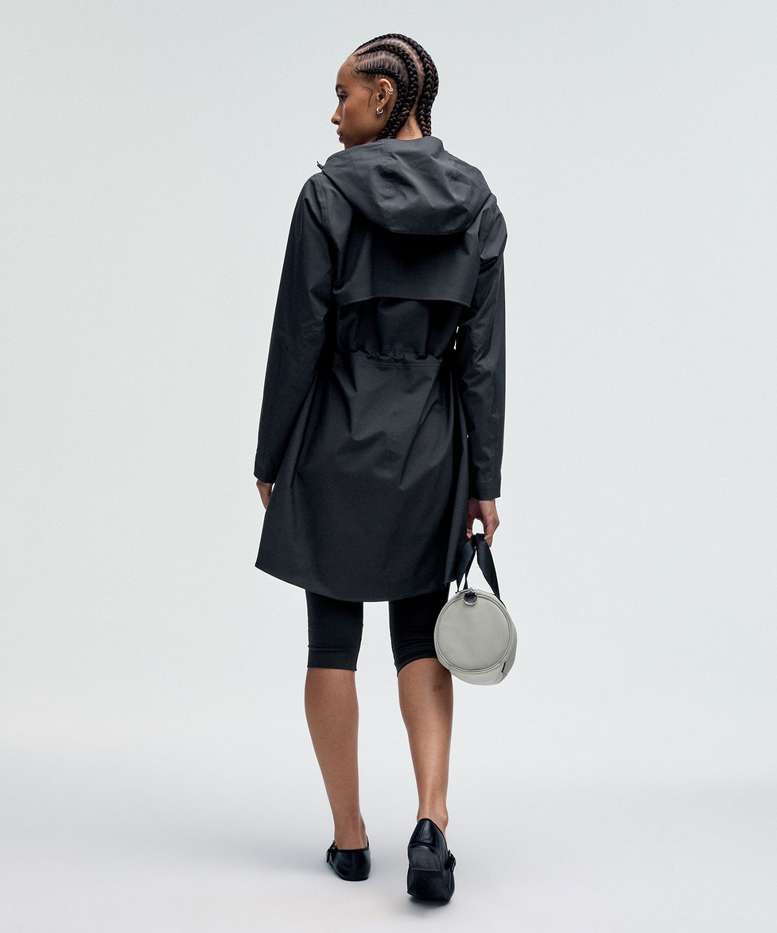 Женская куртка Lululemon Rain Rebel — фото 2
