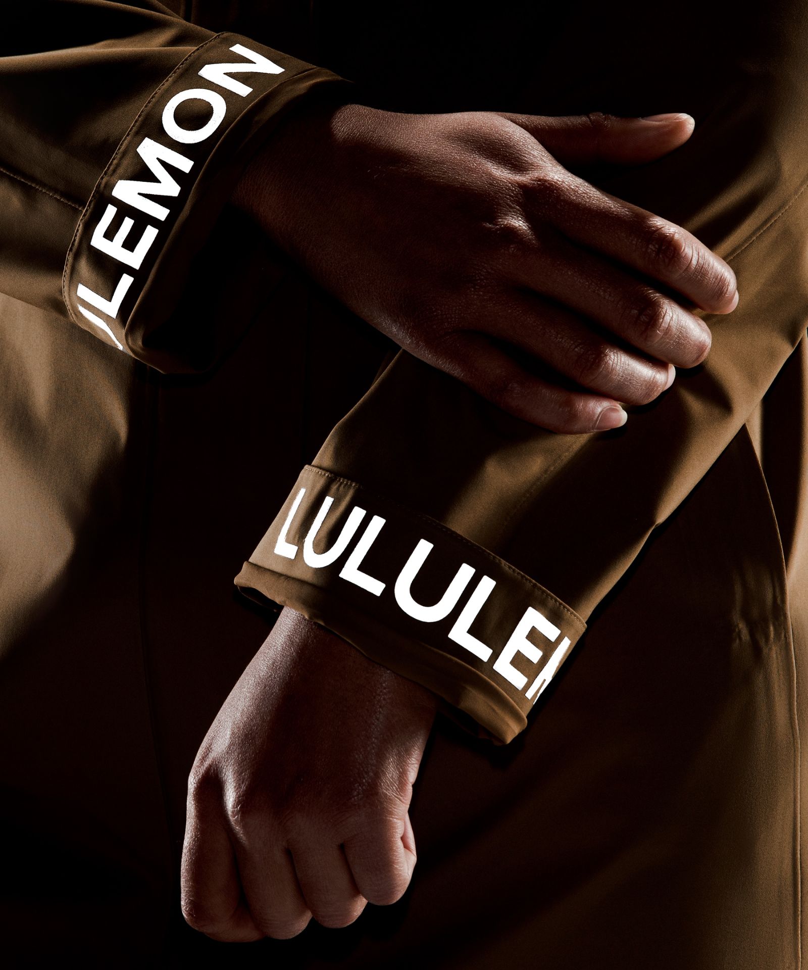 Женская куртка Lululemon Rain Rebel — фото 10