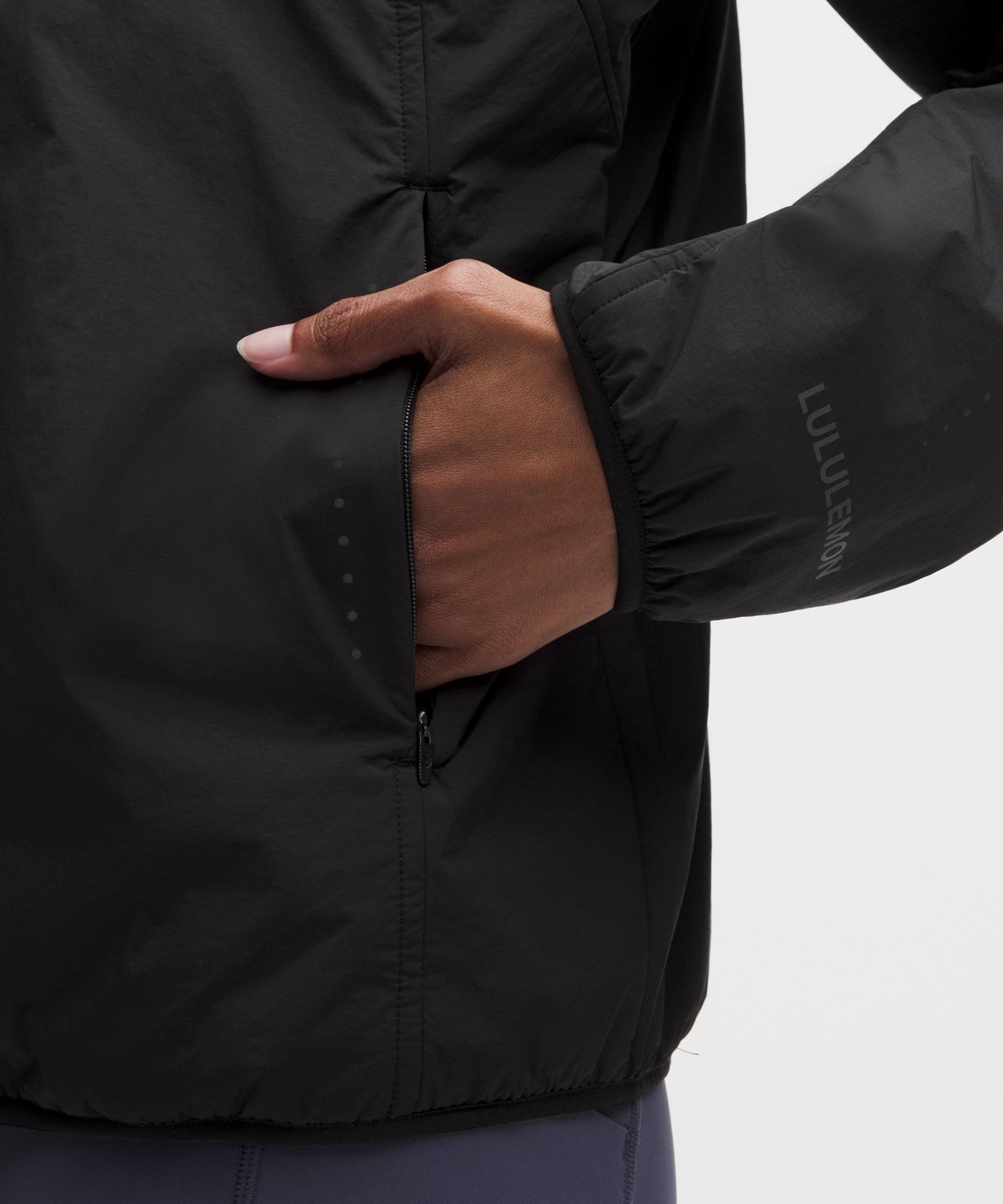 Женская беговая куртка Lululemon Insulated Back-Vent — фото 5