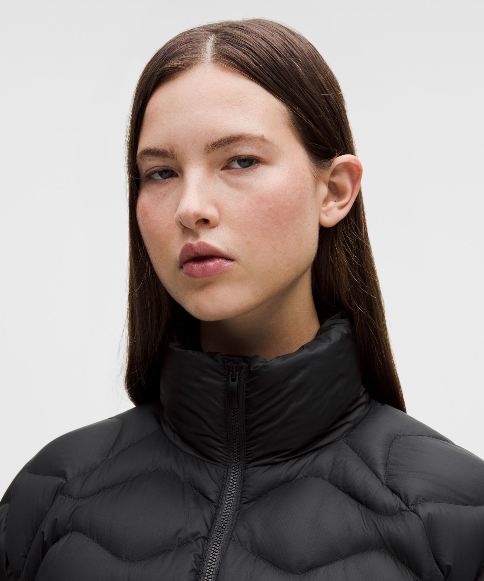 Женская стёганая пуховая куртка Lululemon Featherweight — фото 4