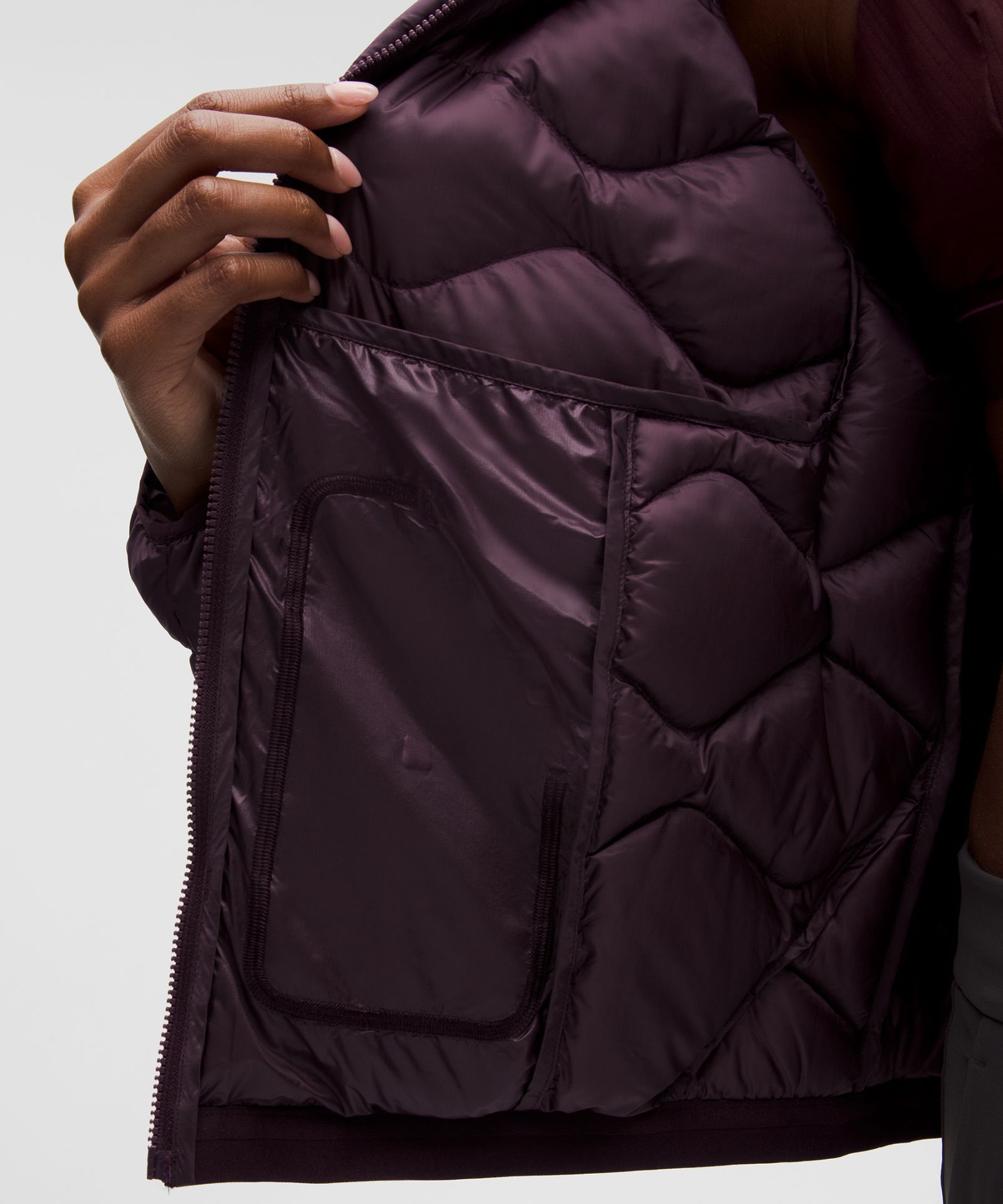 Женская пуховая куртка Lululemon Featherweight 900-Down-Fill — фото 7