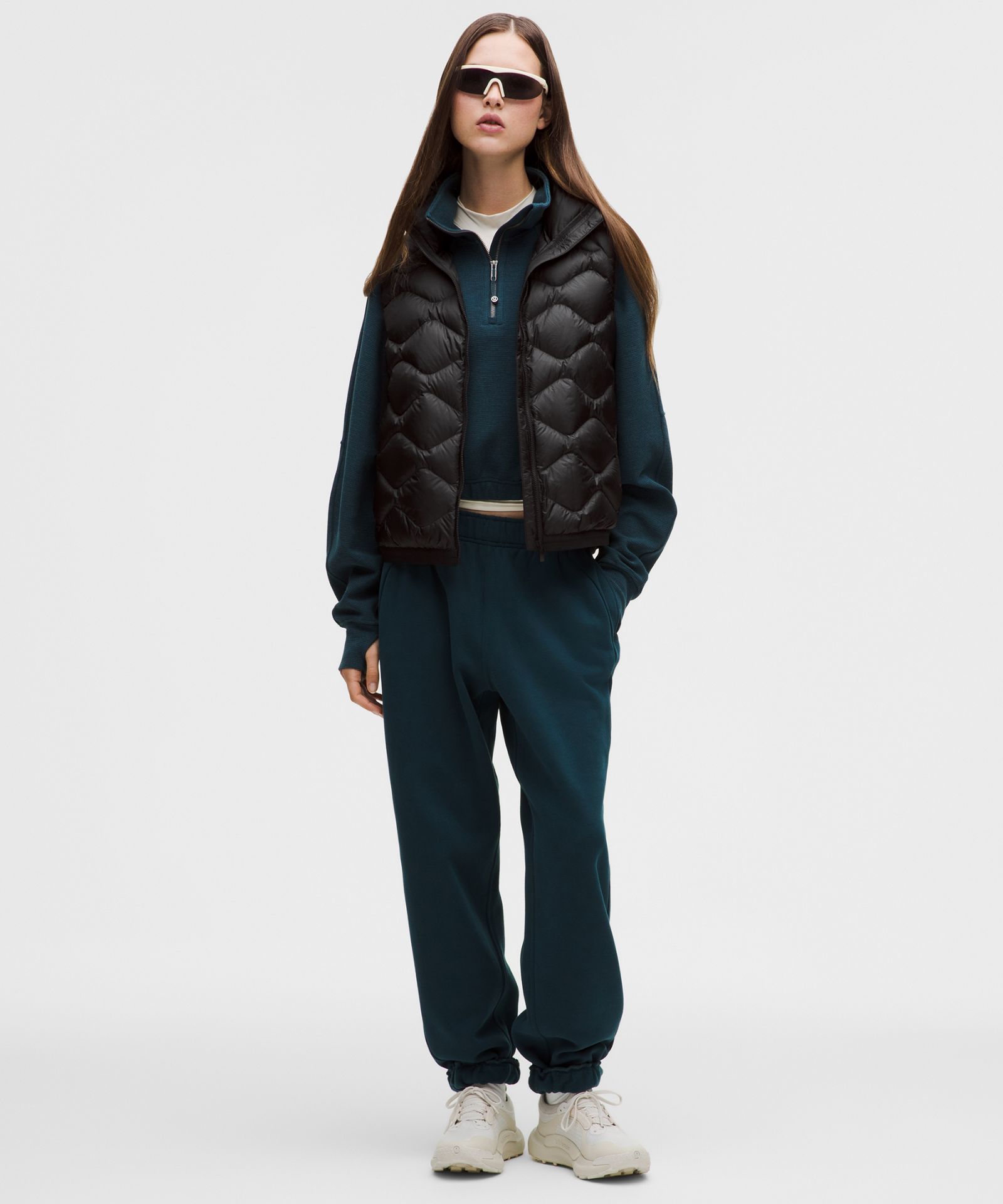 Женский пуховый жилет Lululemon Featherweight 900-Down-Fill — фото 2