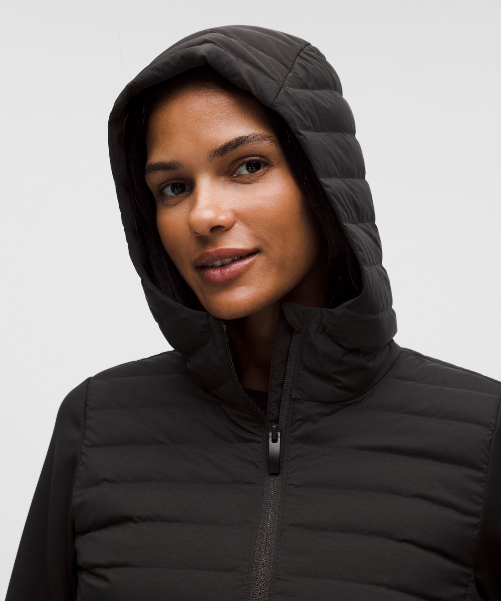 Женская пуховая куртка Lululemon Down and Around — фото 4