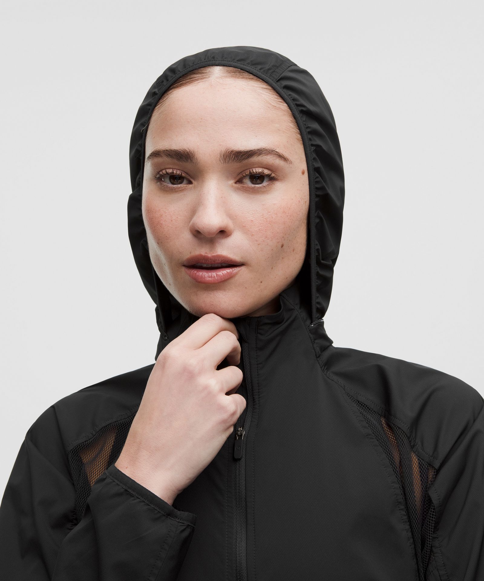Женская беговая куртка Lululemon Ventilated Packable — фото 8