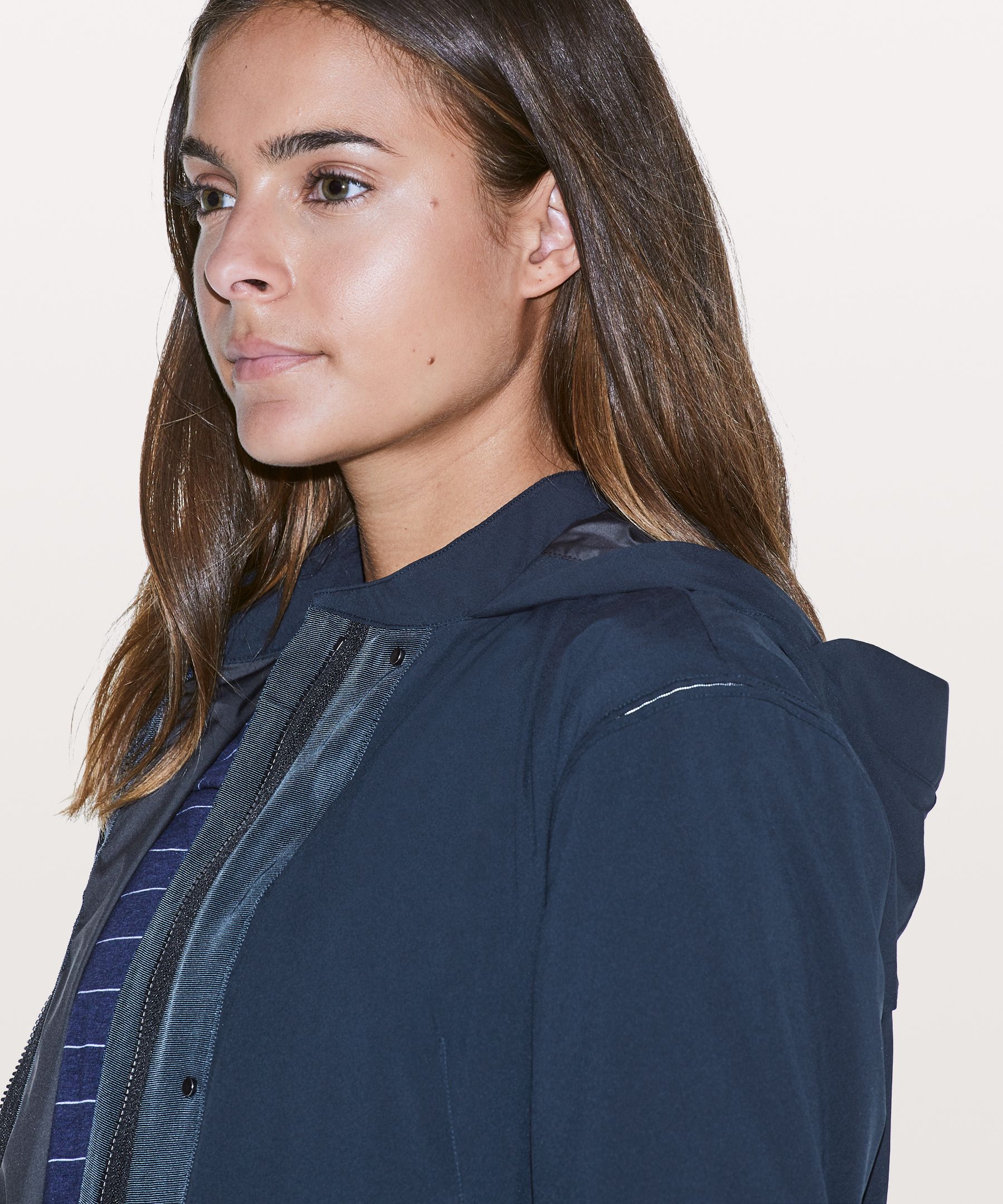 Swing deals trench lululemon