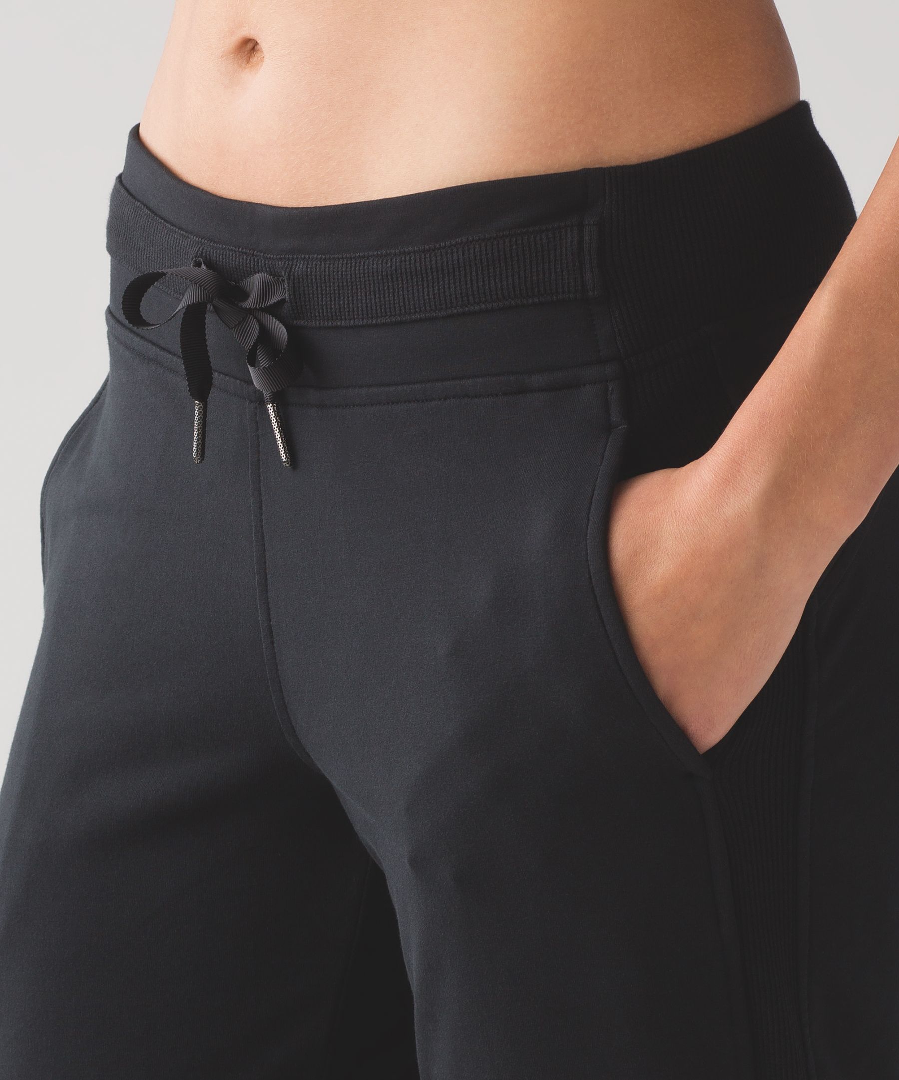lululemon jogger women