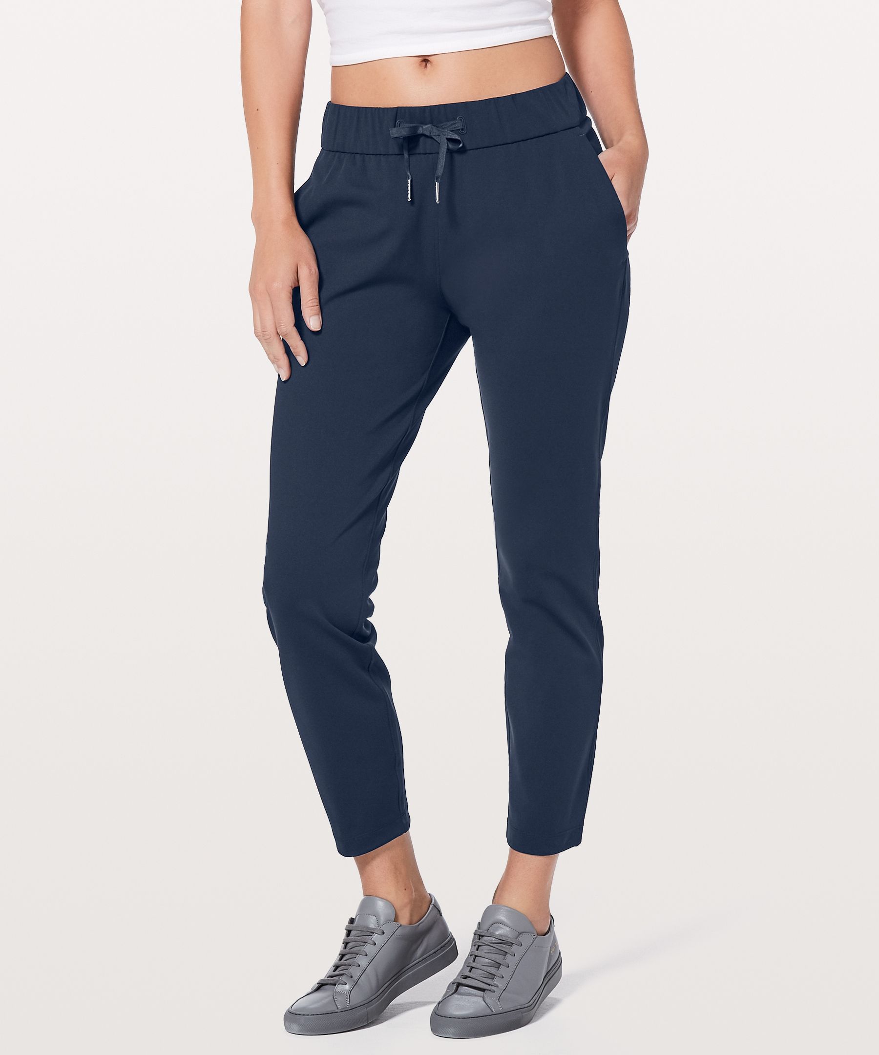 Lululemon On The Fly Pant 28 - Dark Shadow - lulu fanatics