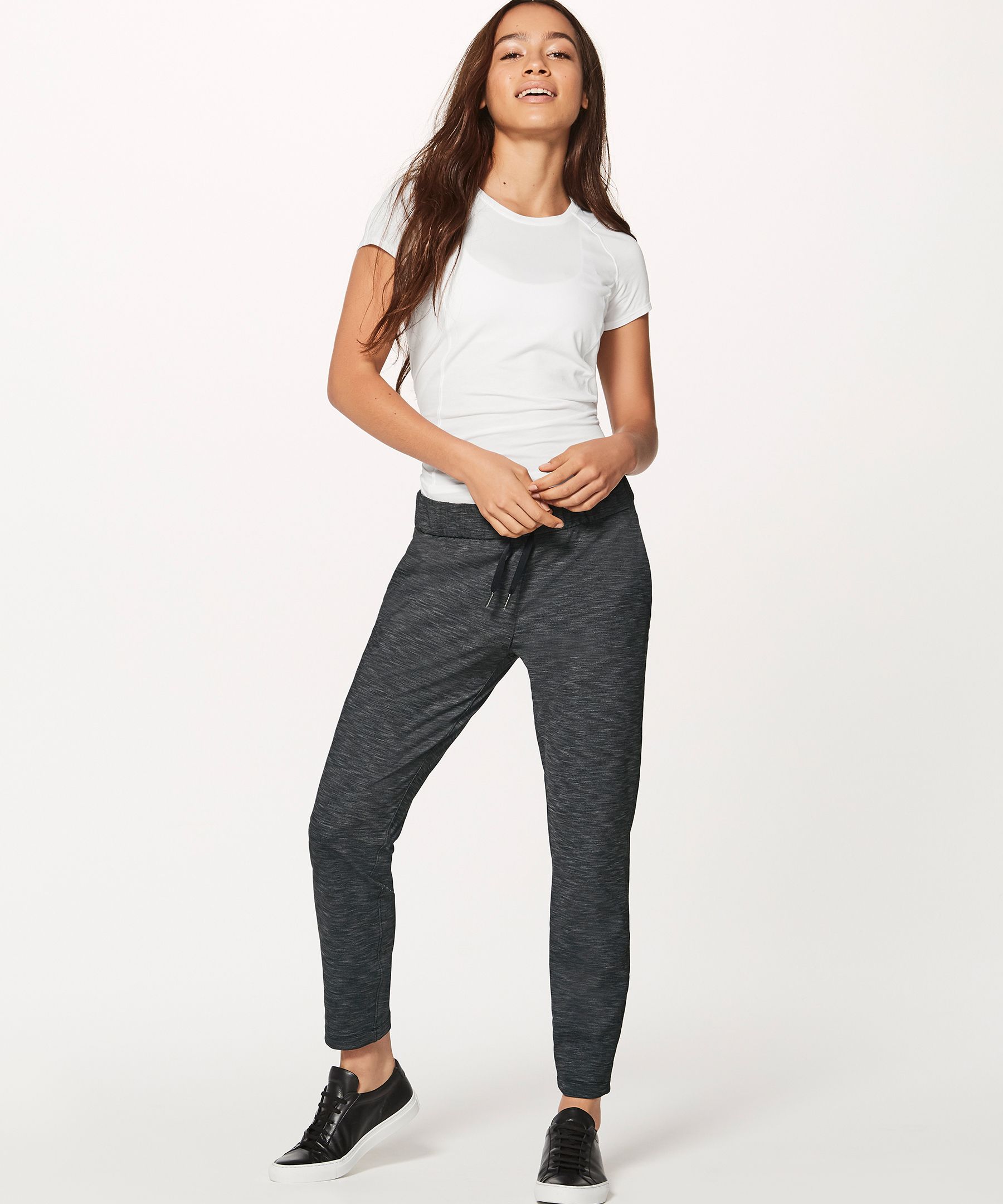 Lululemon On The Fly Pant *27 - Grey Sage - lulu fanatics