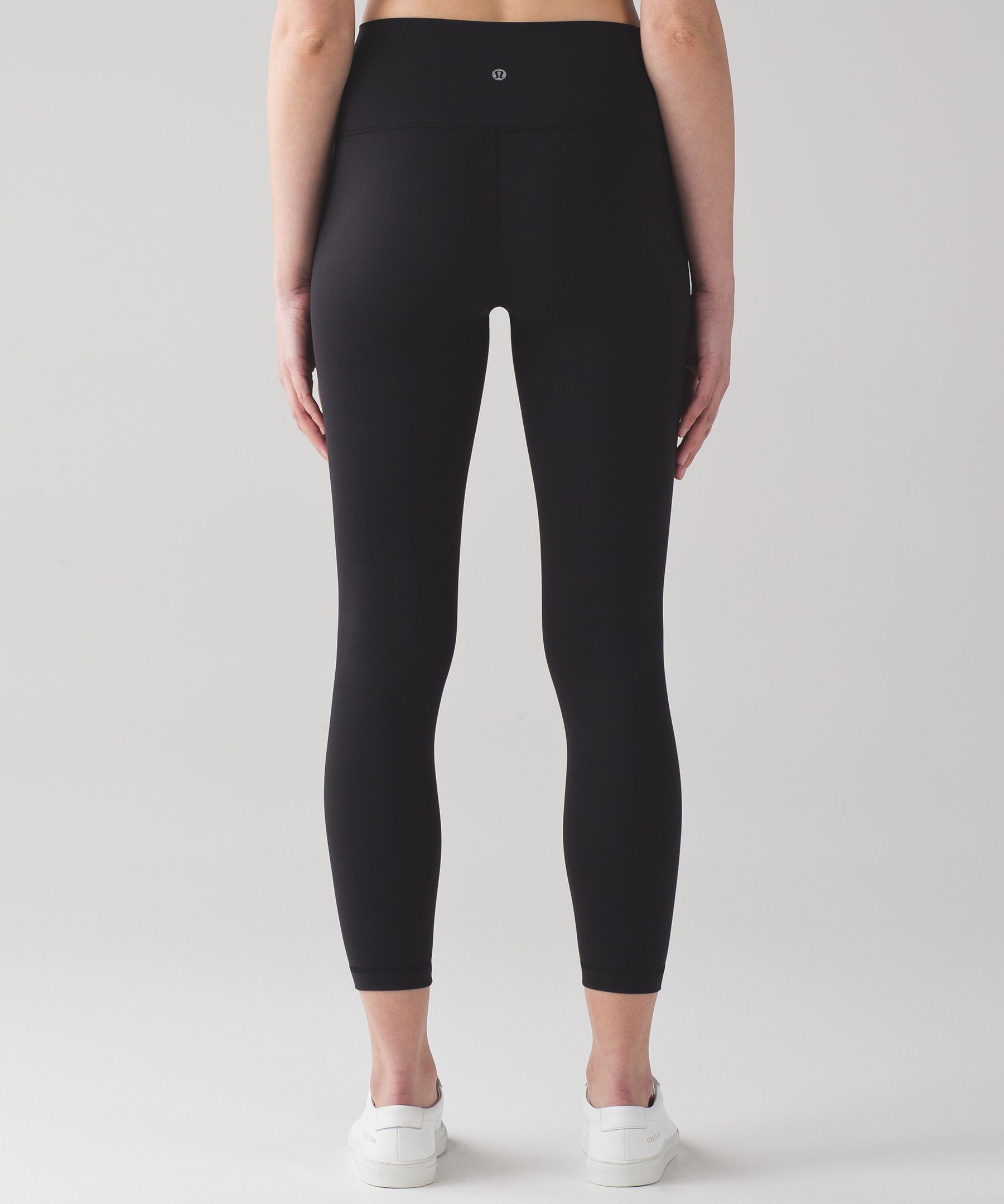 lululemon wunder under black and white