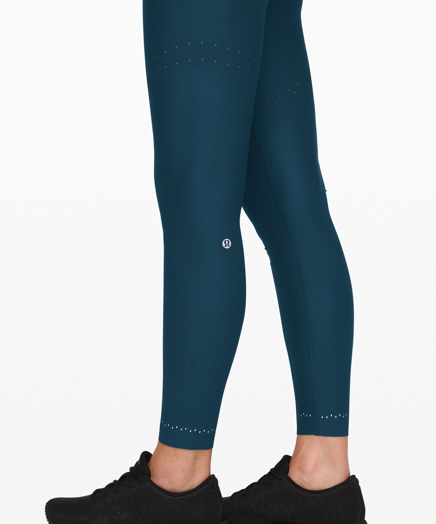 lululemon zoned in tight