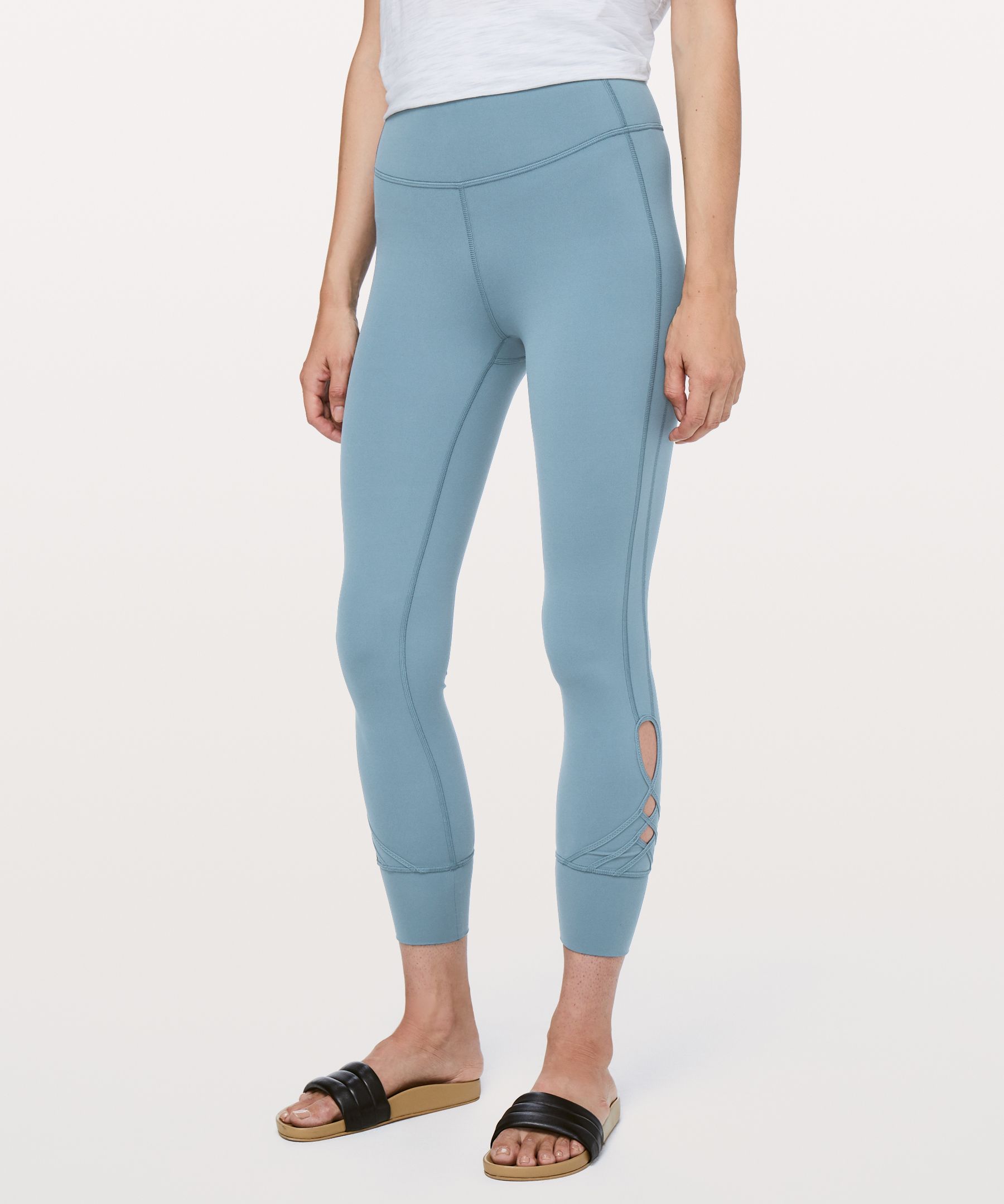 NEW LULULEMON In Movement 25 Tight 10 Utility Blue