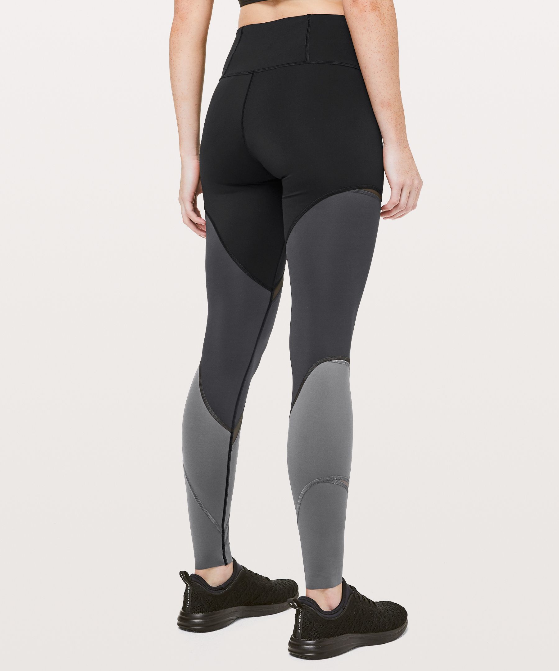 https://images.lululemon.com/is/image/lululemon/LW5BFTS_036141_3?size=800,800