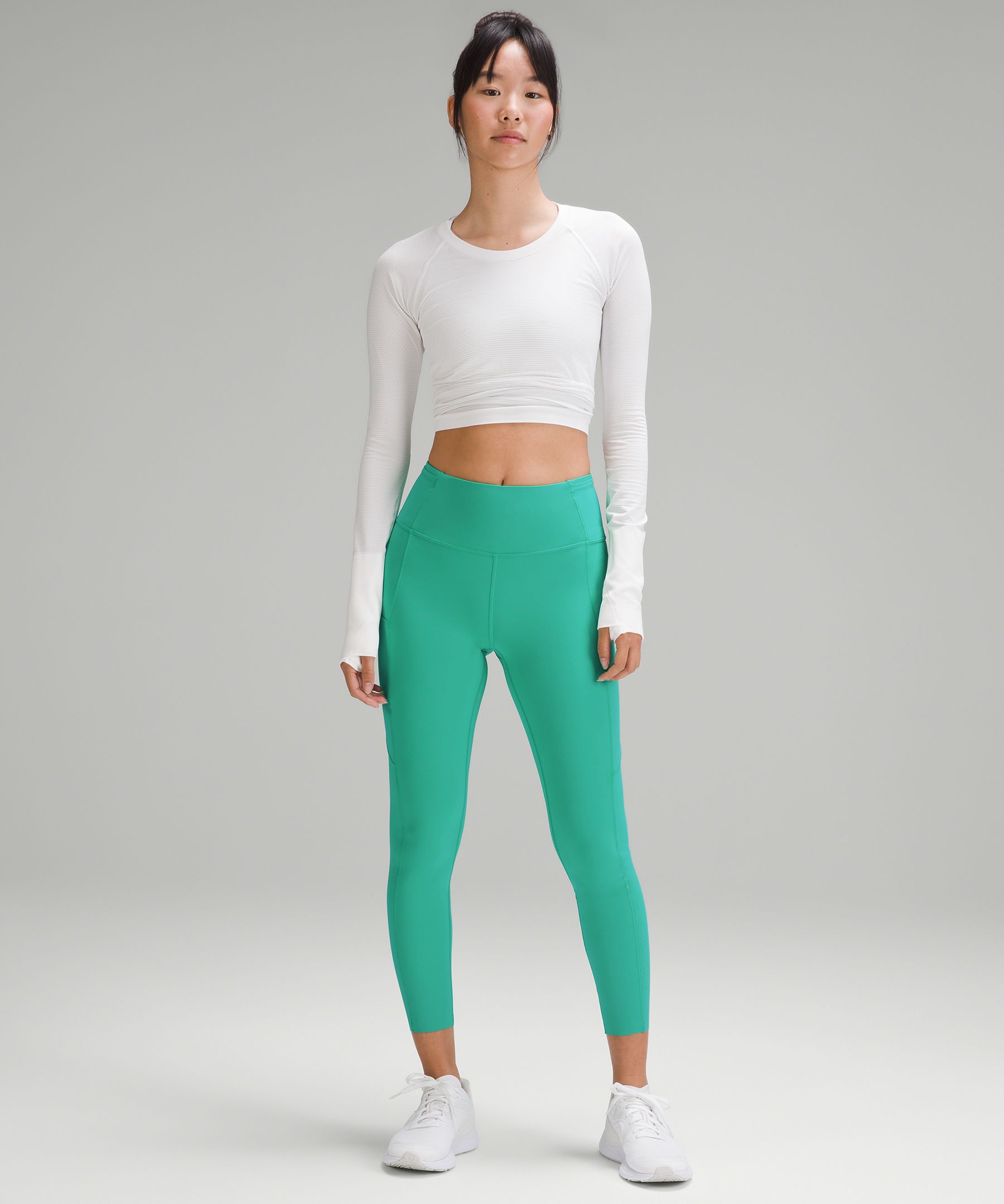 https://images.lululemon.com/is/image/lululemon/LW5BJGS_060997_2?size=800,800