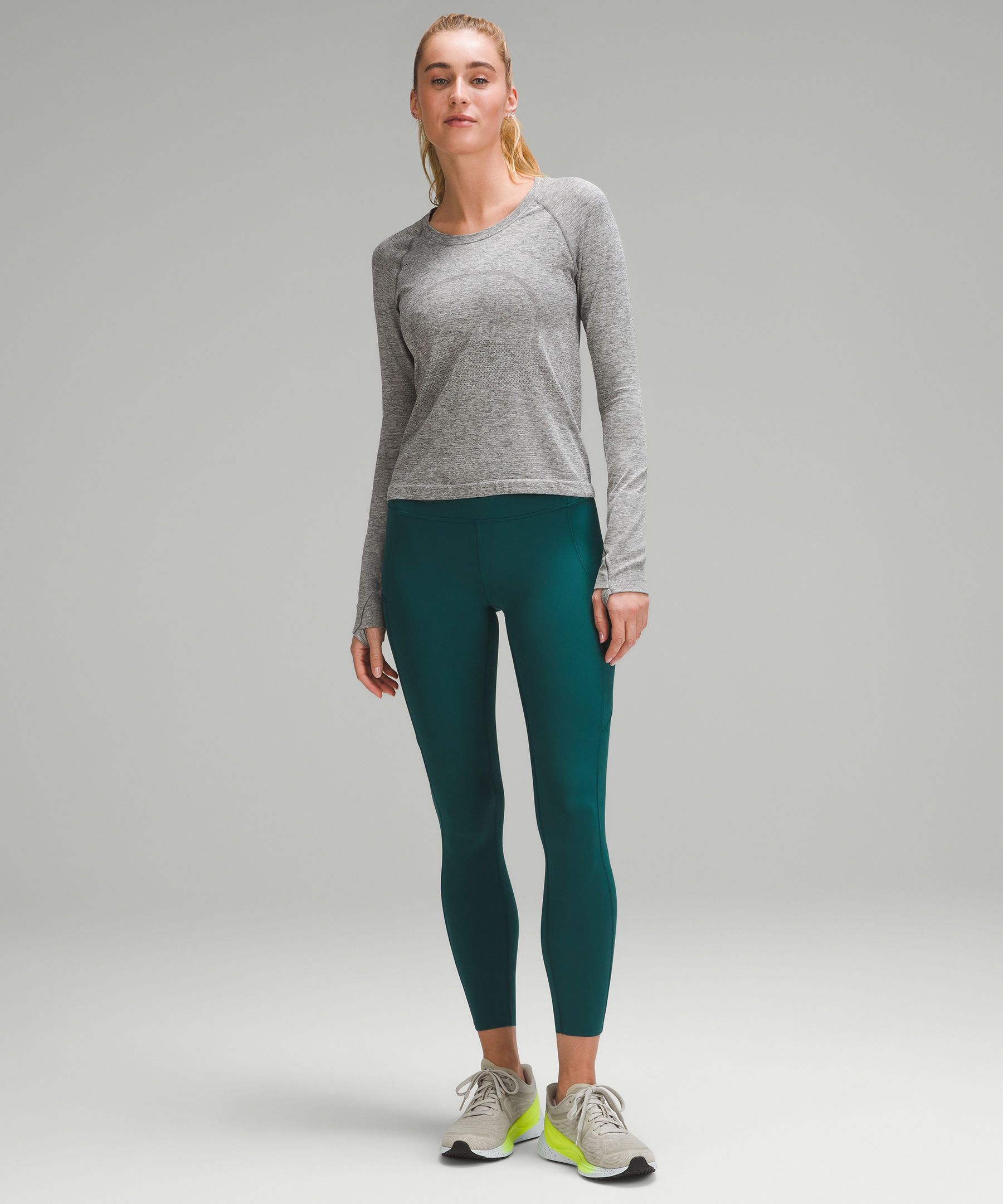 The 10 Best Lululemon Buys, Kelly in the City