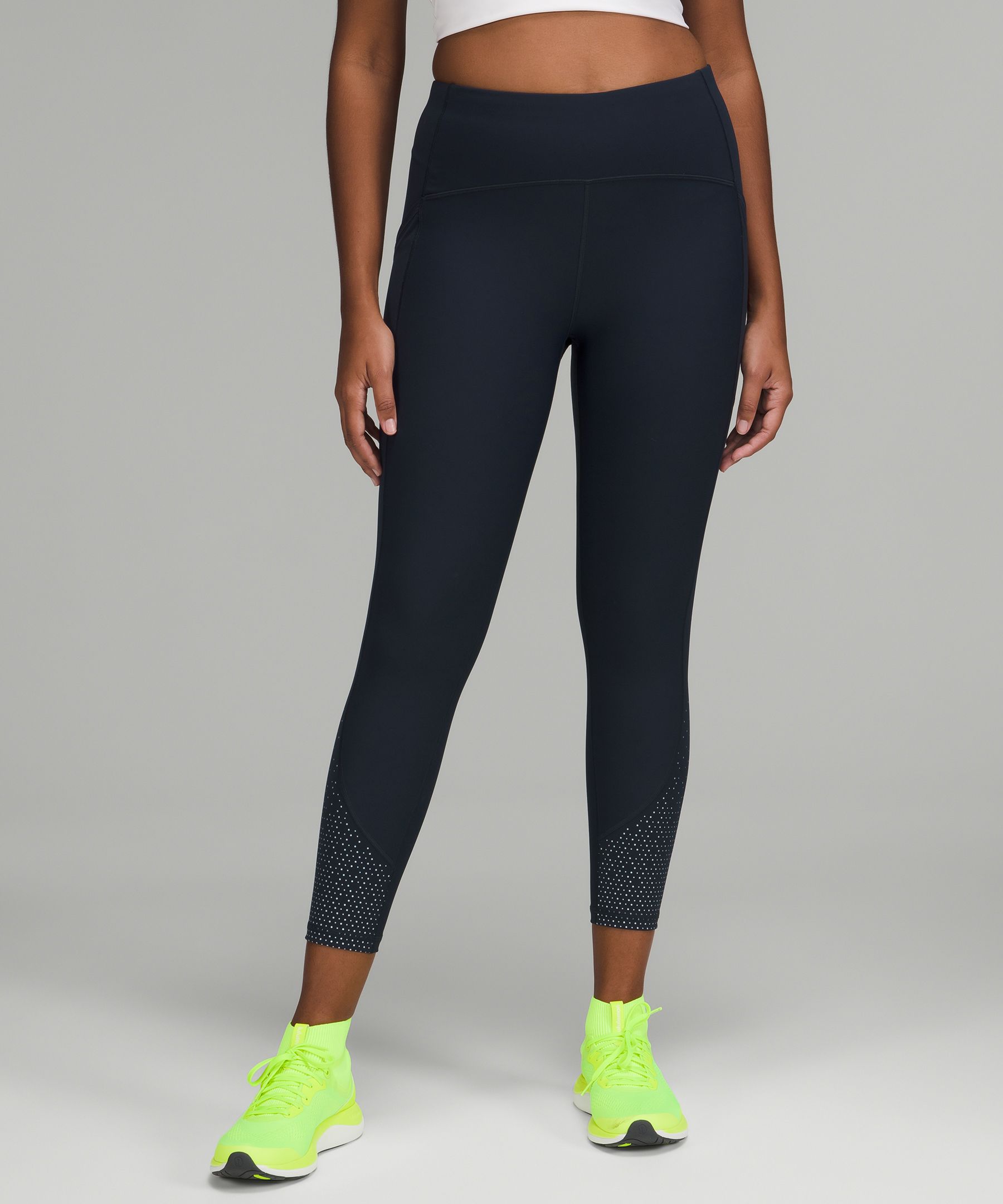 Lululemon tight stuff tight review wine berry 3 - Agent Athletica