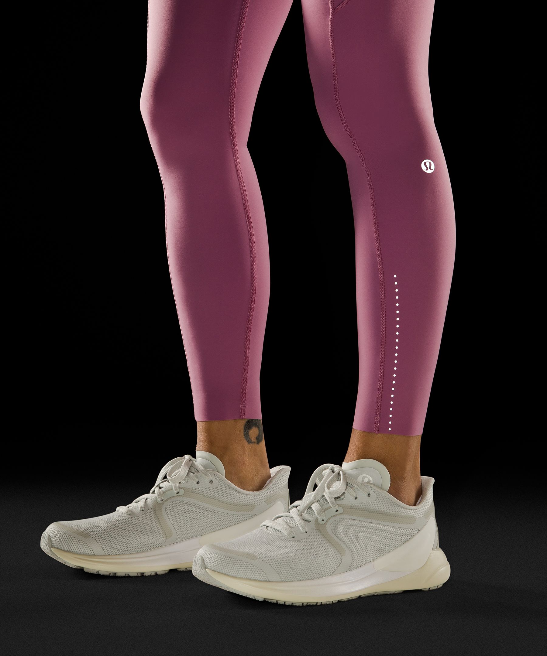 Fast and Free Reflective High-Rise Tight 24