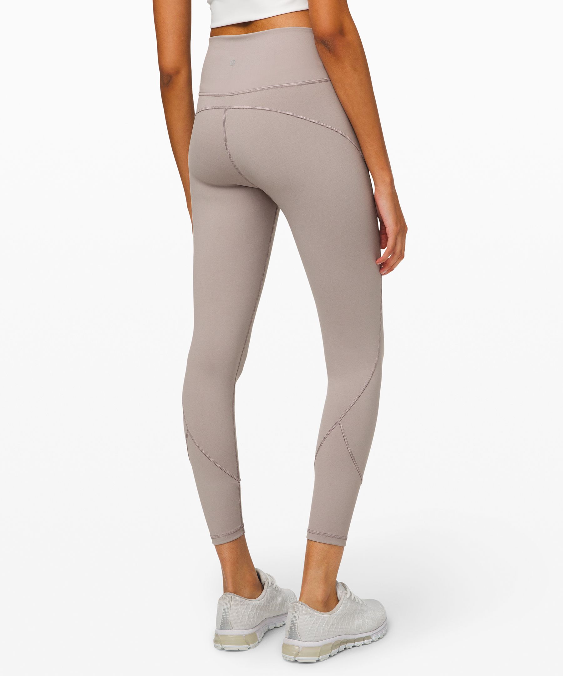 Lululemon In Movement 7/8 Tight 25”, Women's Fashion, Activewear on  Carousell