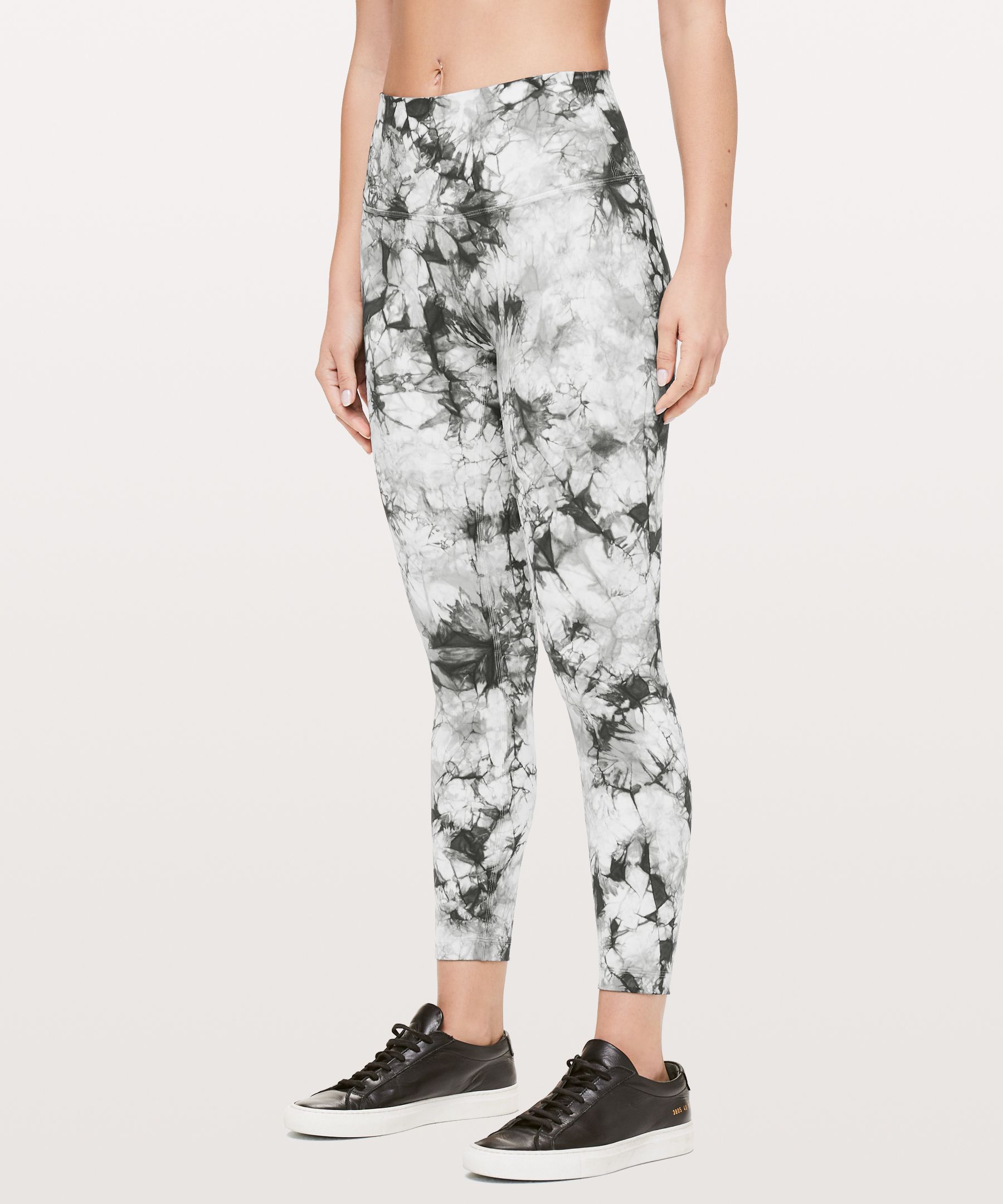 Lululemon on sale shibori leggings