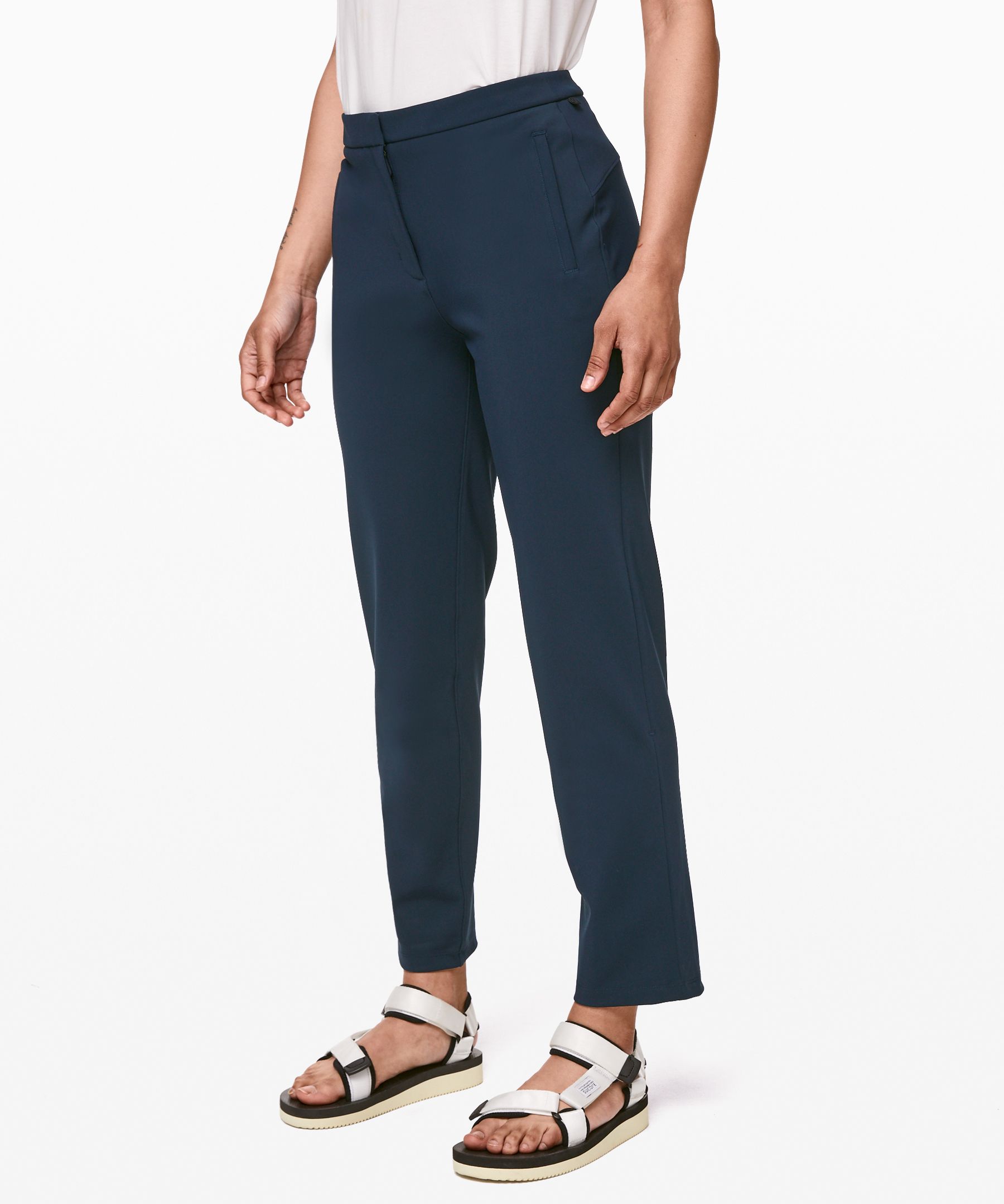 Lululemon On The Move Pant *lightweight 28 In Black