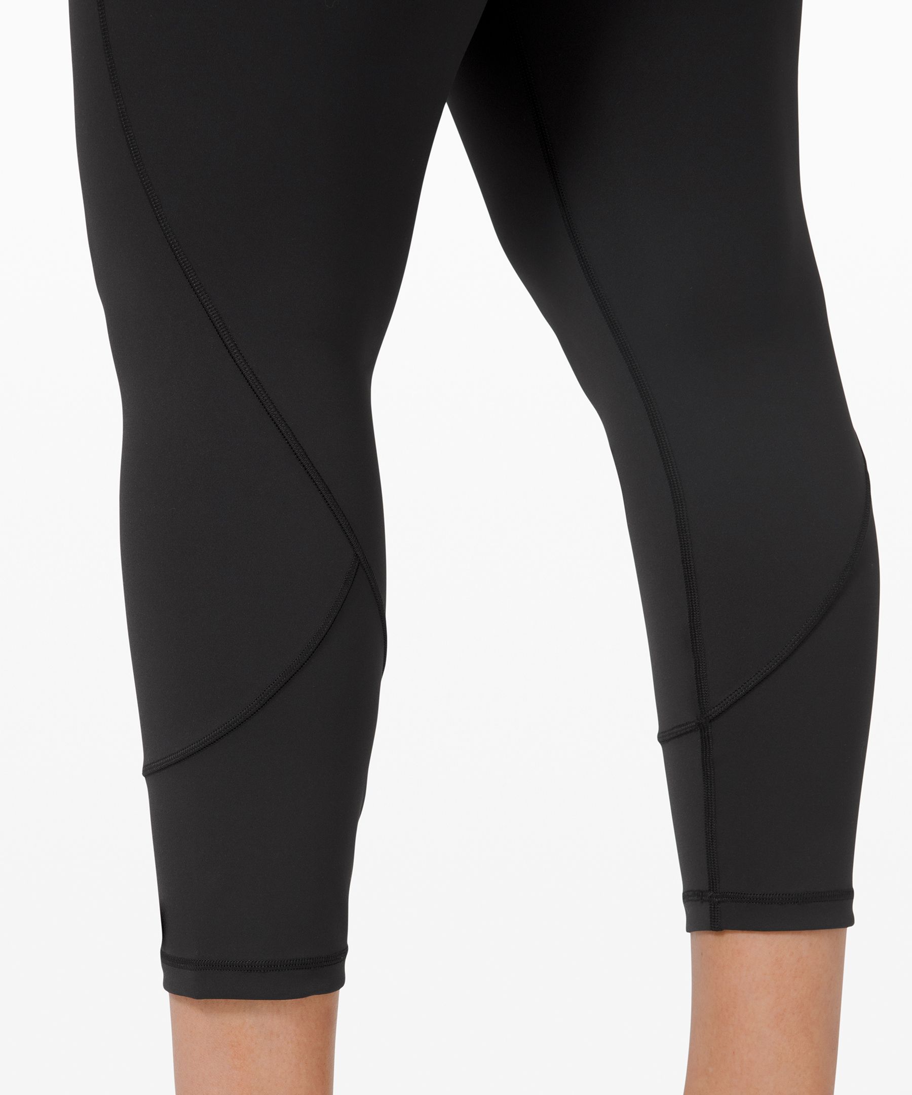 Lululemon In Movement Tight 25” Everlux Black Leggings Size 4 Ankle Length