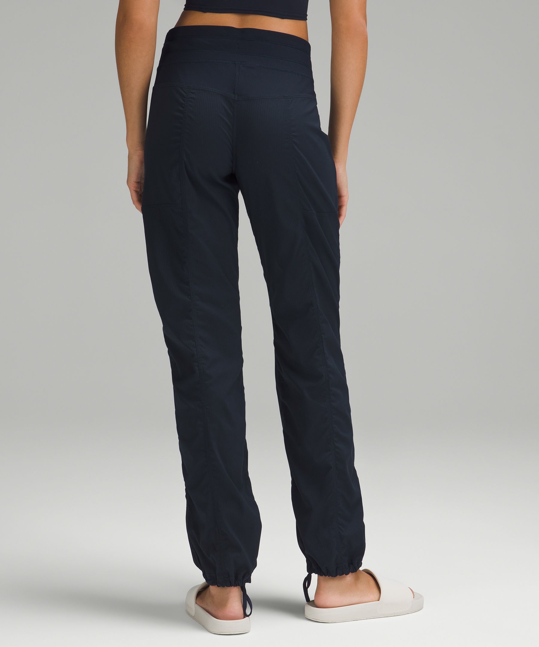 Dance Studio Mid-Rise Pant *Regular