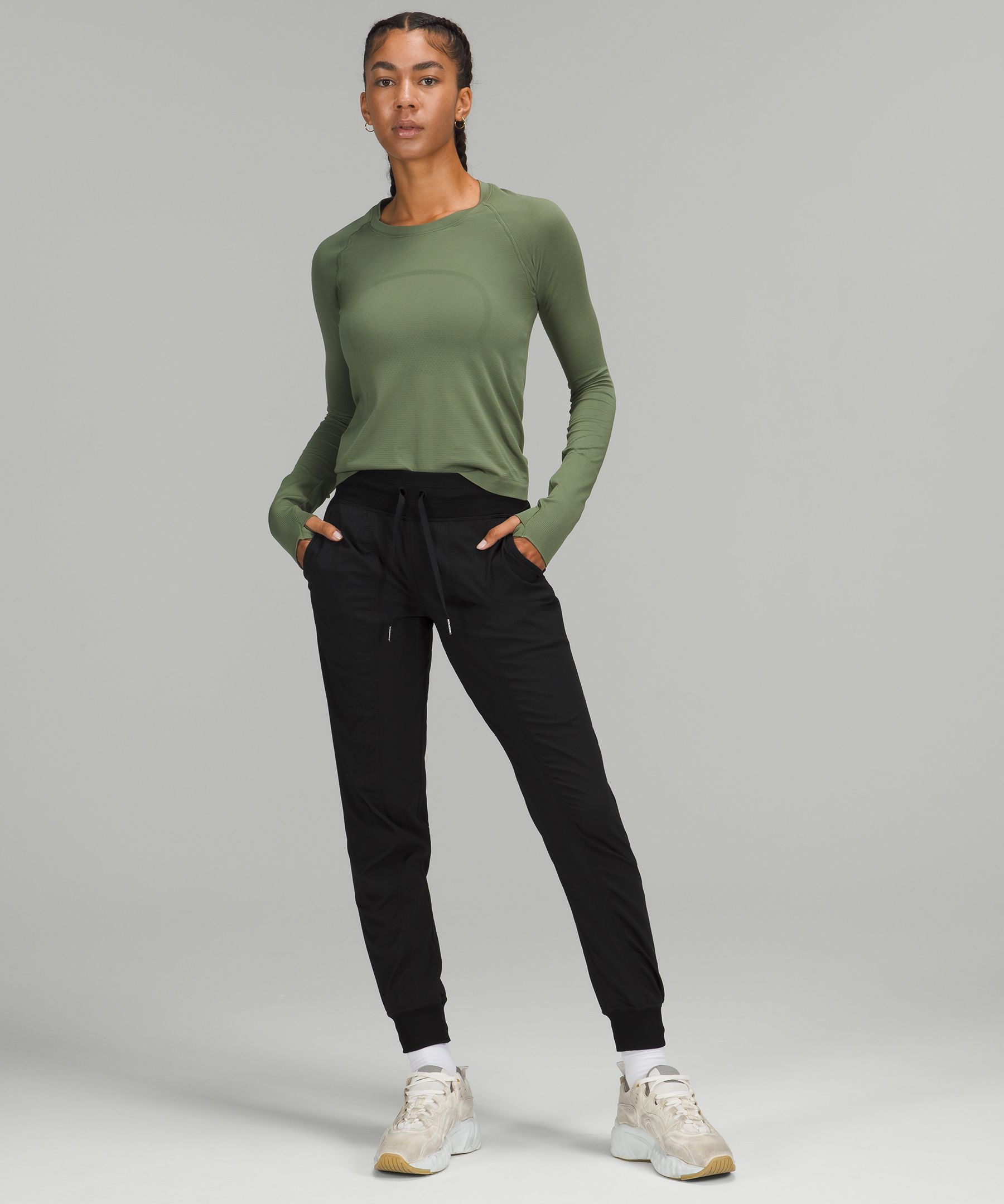 lululemon jogger women