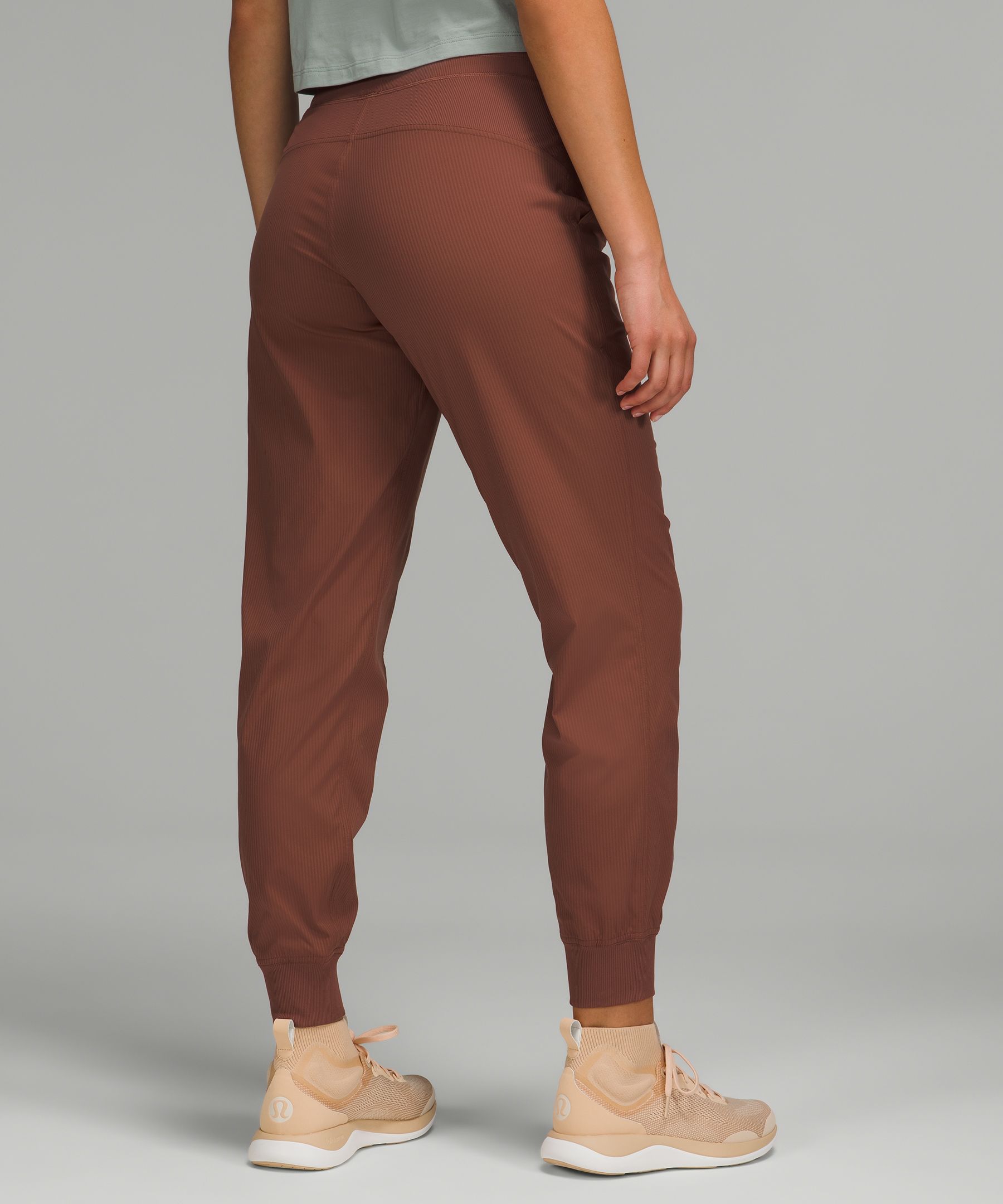 Lululemon dance best sale studio jogger 29