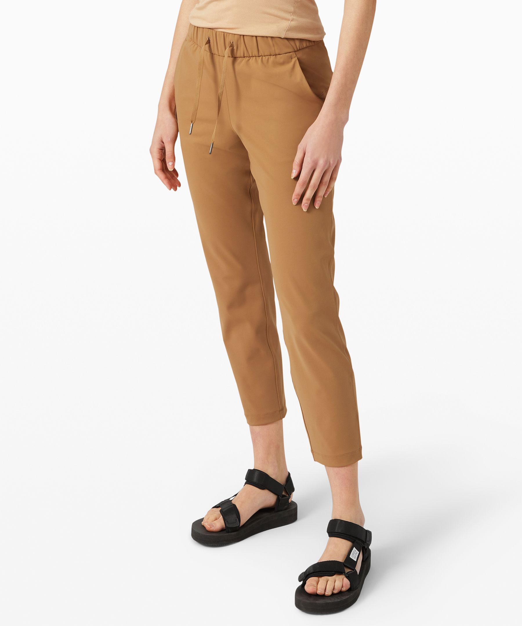 Lululemon On The Fly 7/8 Pant 27" In Khaki