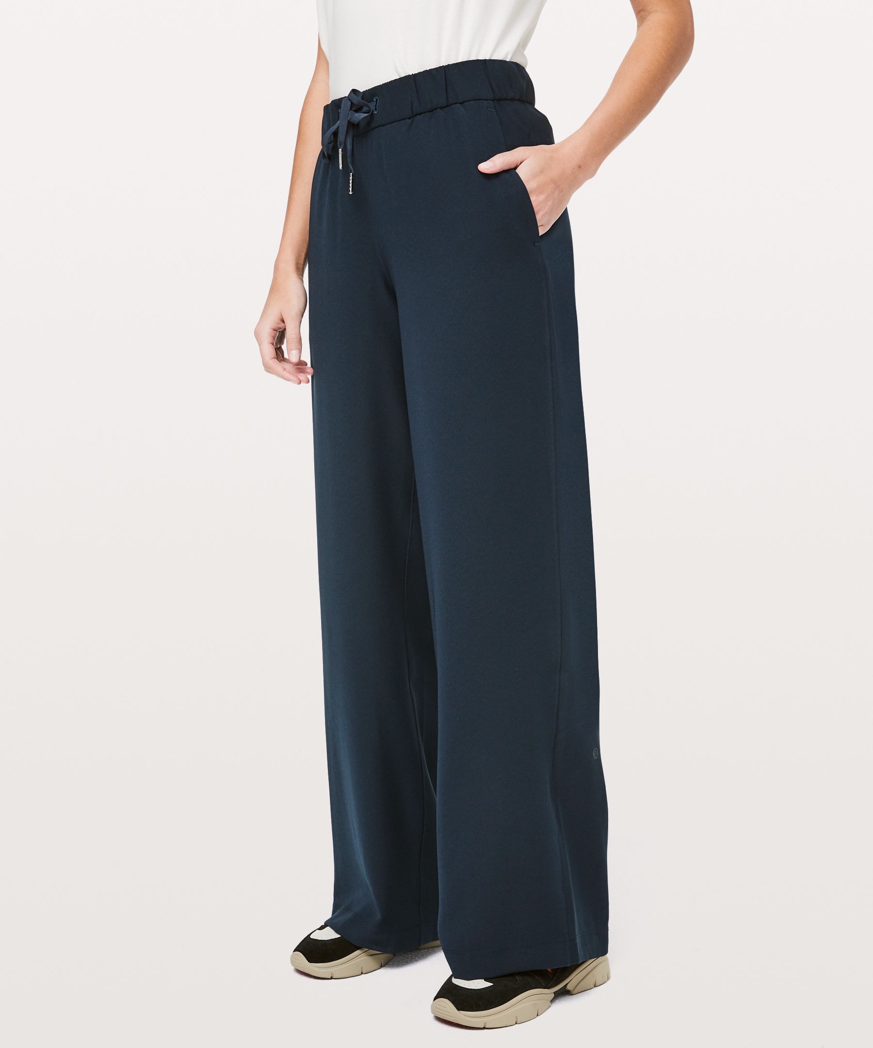 lululemon on the fly wide leg pant