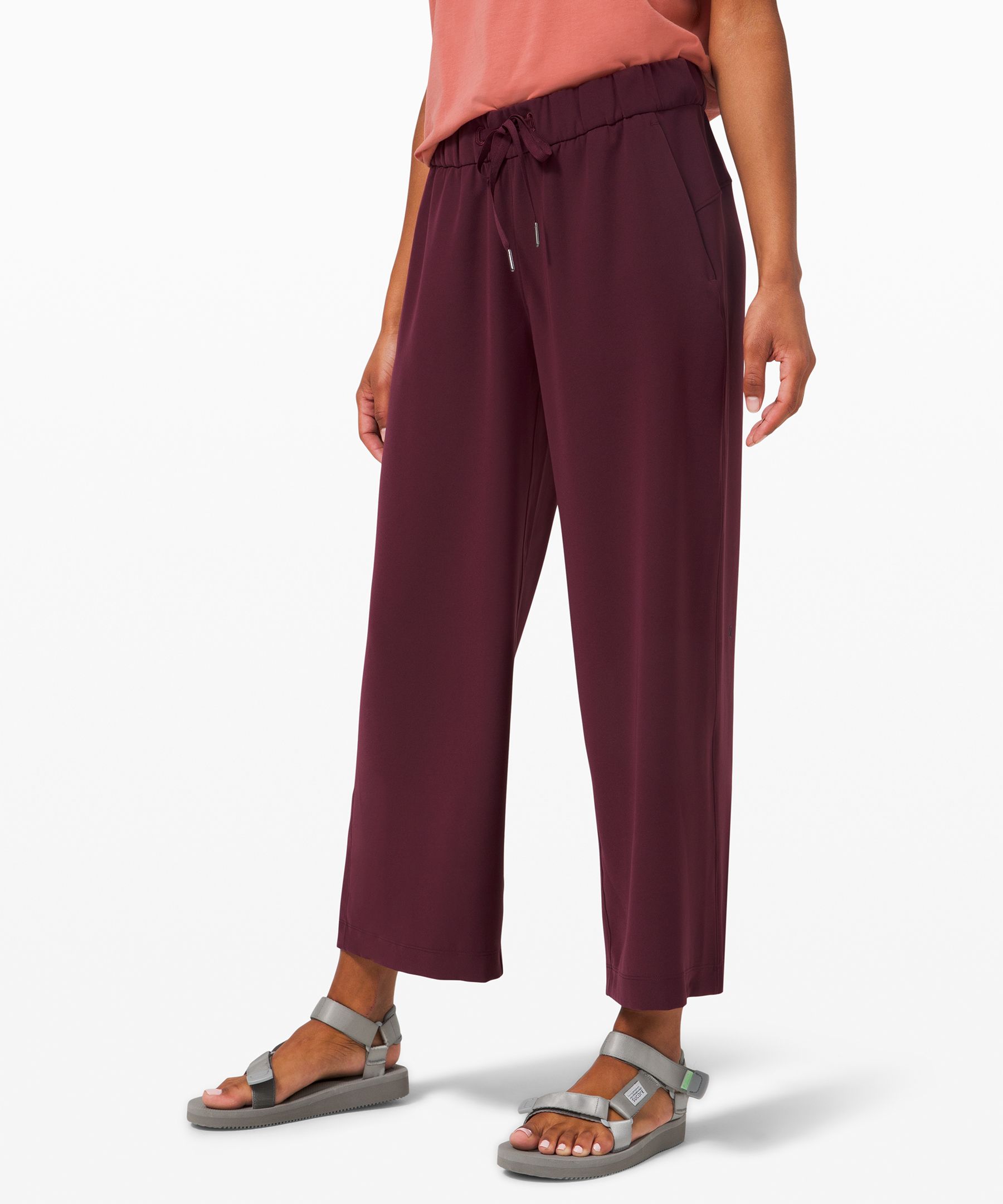 Lululemon On The Fly Wide-leg 7/8 Pant *woven In Burgundy