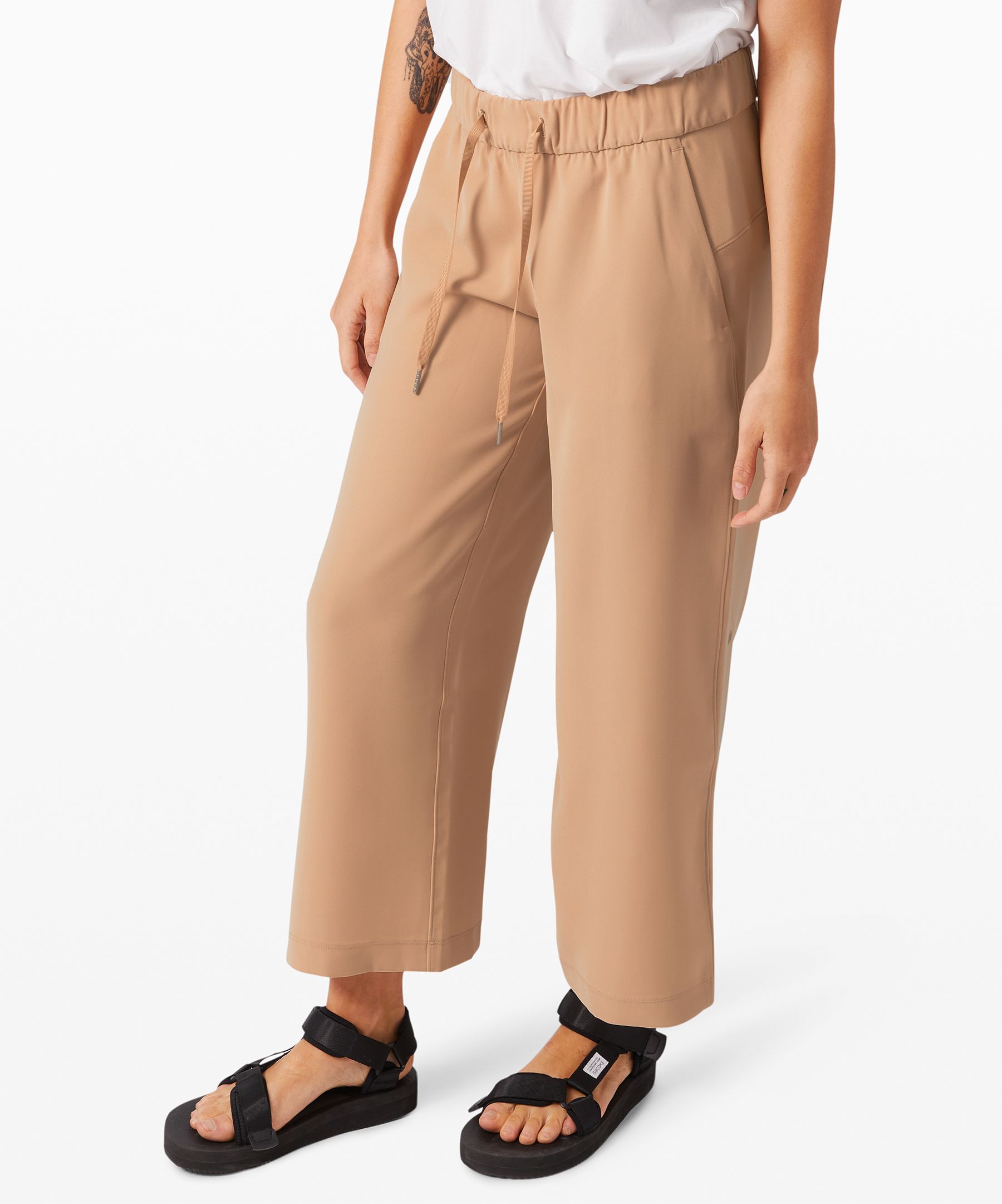 Lululemon + On the Fly Wide-Leg Pant