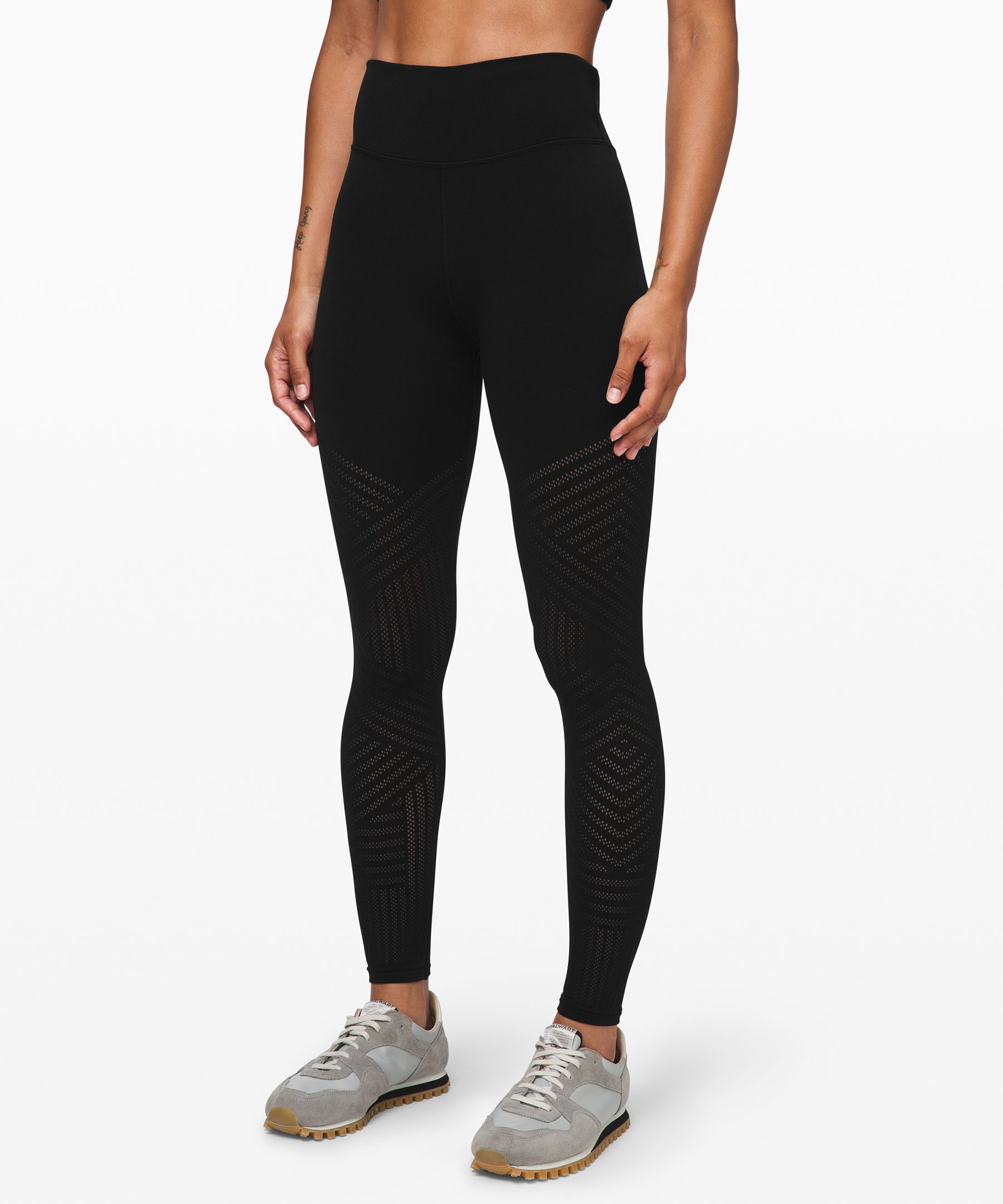 lululemon reveal tight