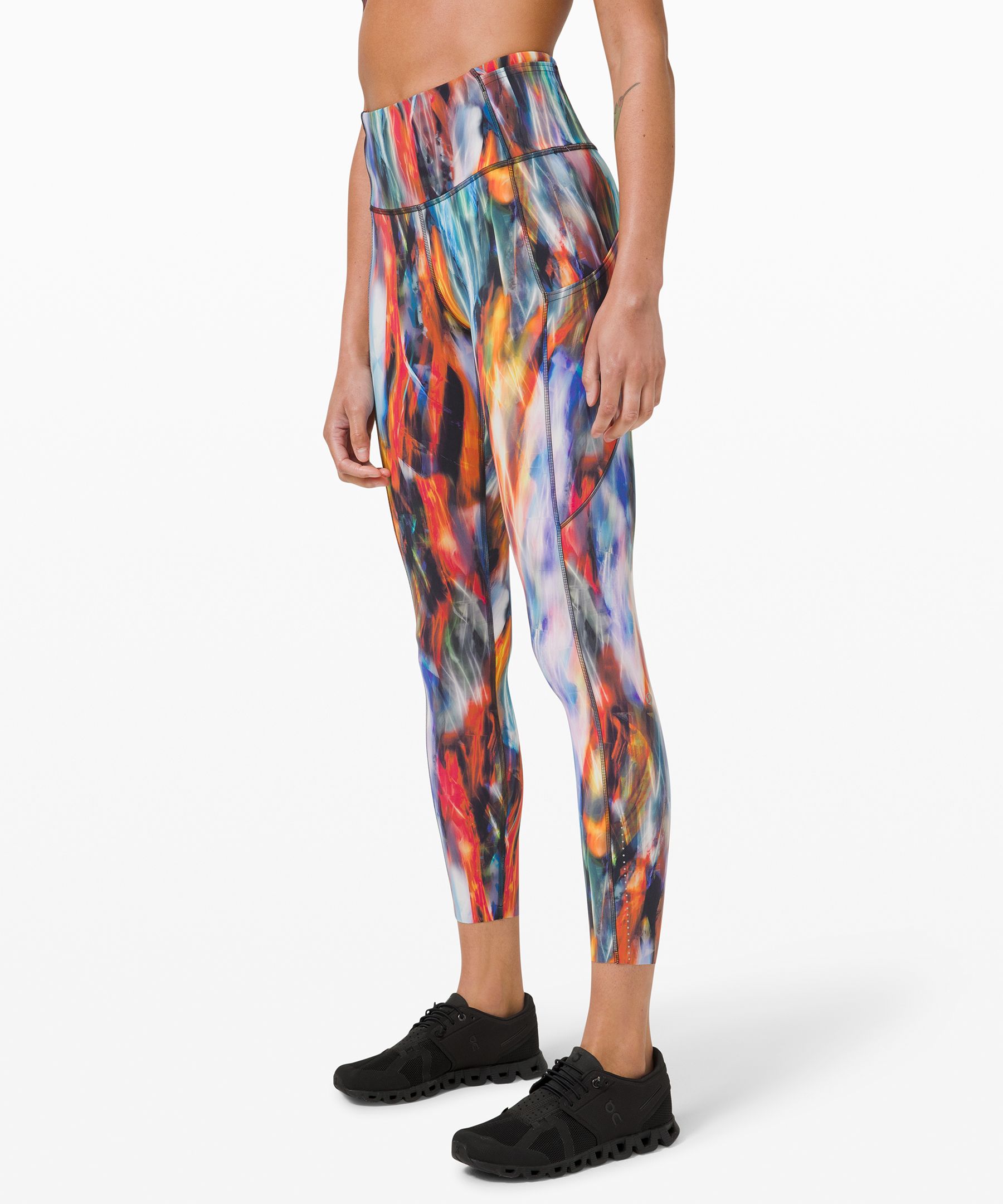 https://images.lululemon.com/is/image/lululemon/LW5BUIS_048444_1?size=800,800