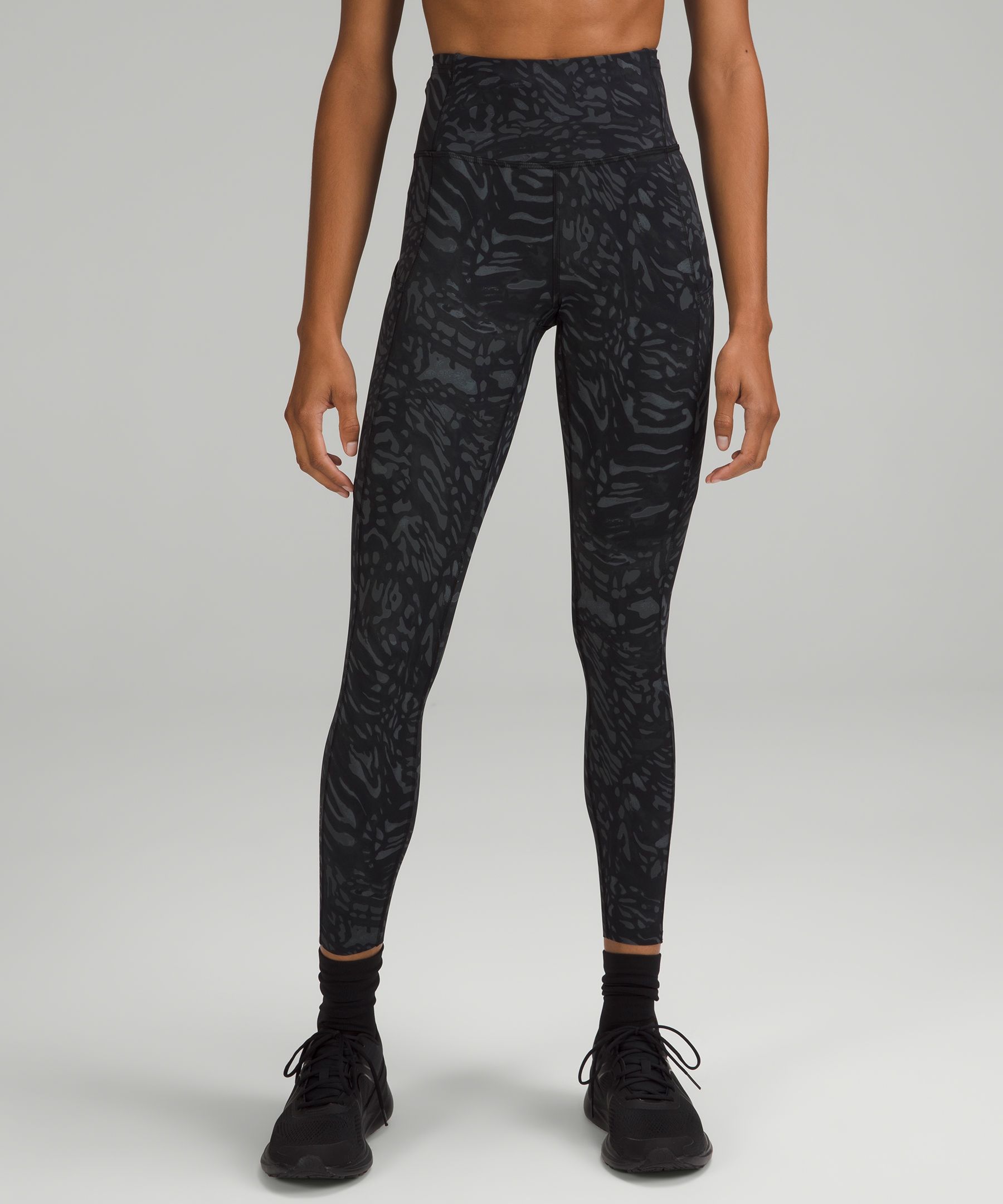 Lululemon formation camo deep coal multi in movement tight, size 2
