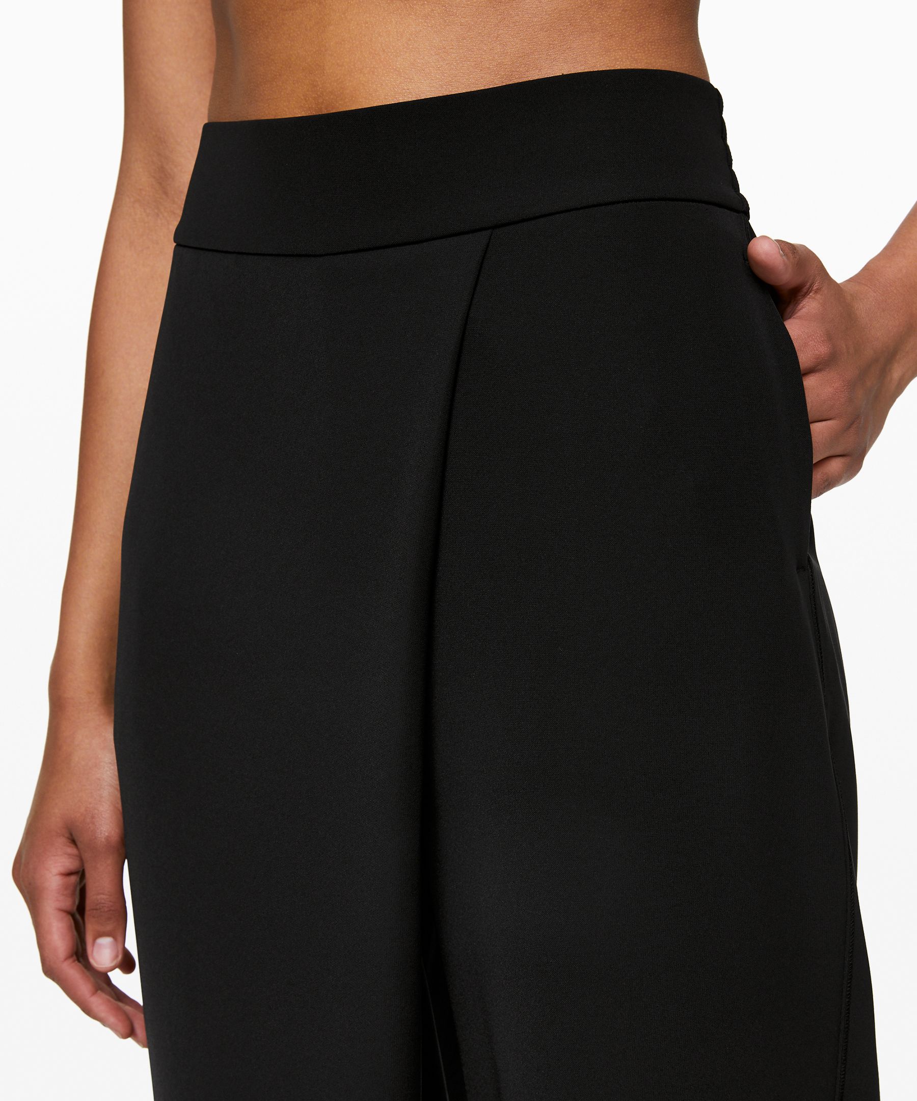 Are the materials similar in flow for these two wide leg pants? :  r/lululemon