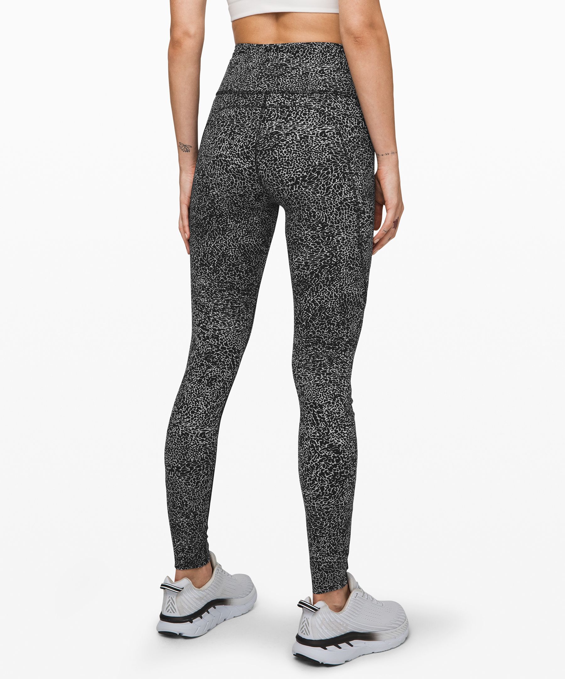 lululemon free returns