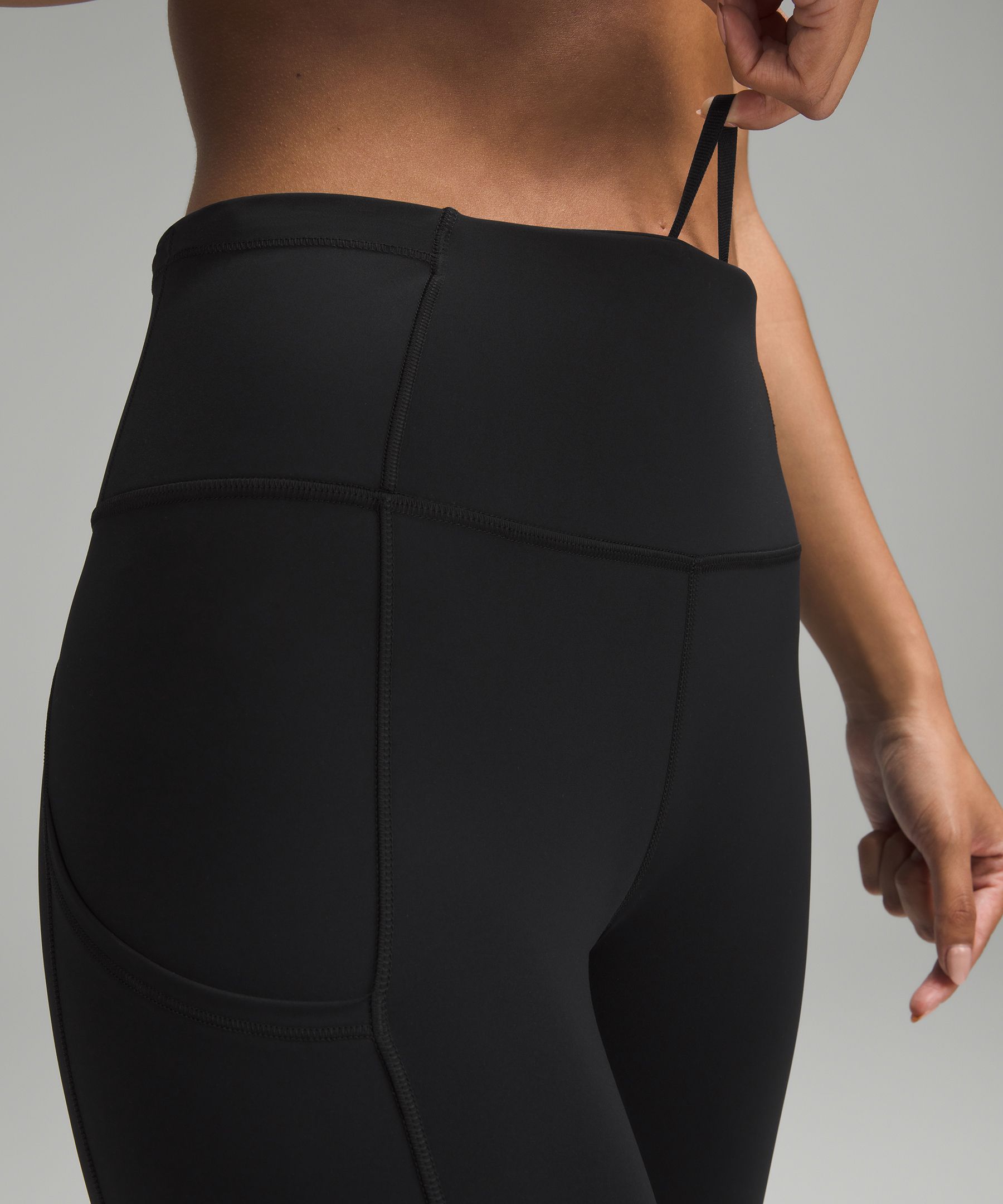 Lululemon Women's Black 3/4 Length Tight Black Leggings Size 4