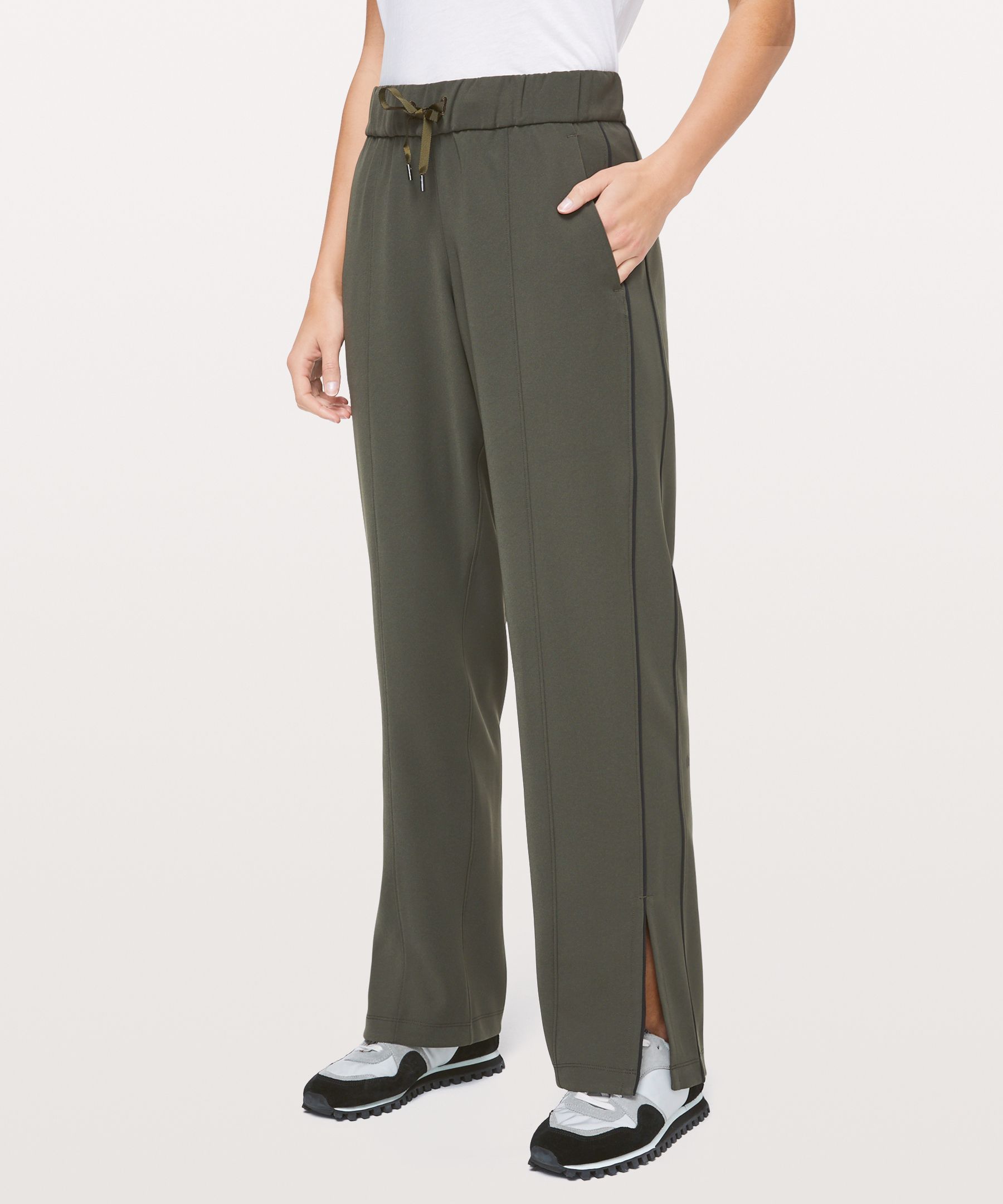 lululemon on the right track pant