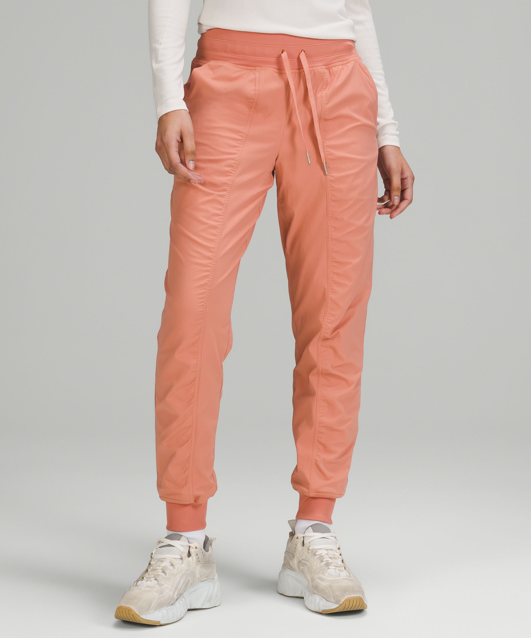 lululemon pink joggers