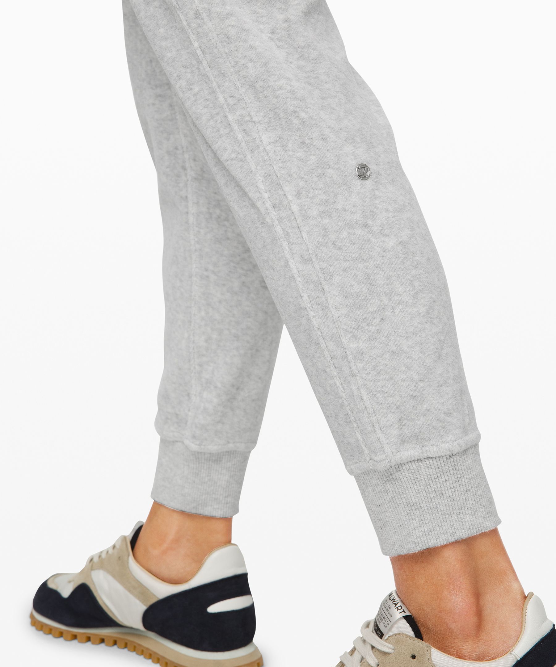 Warm Down Jogger *Velour