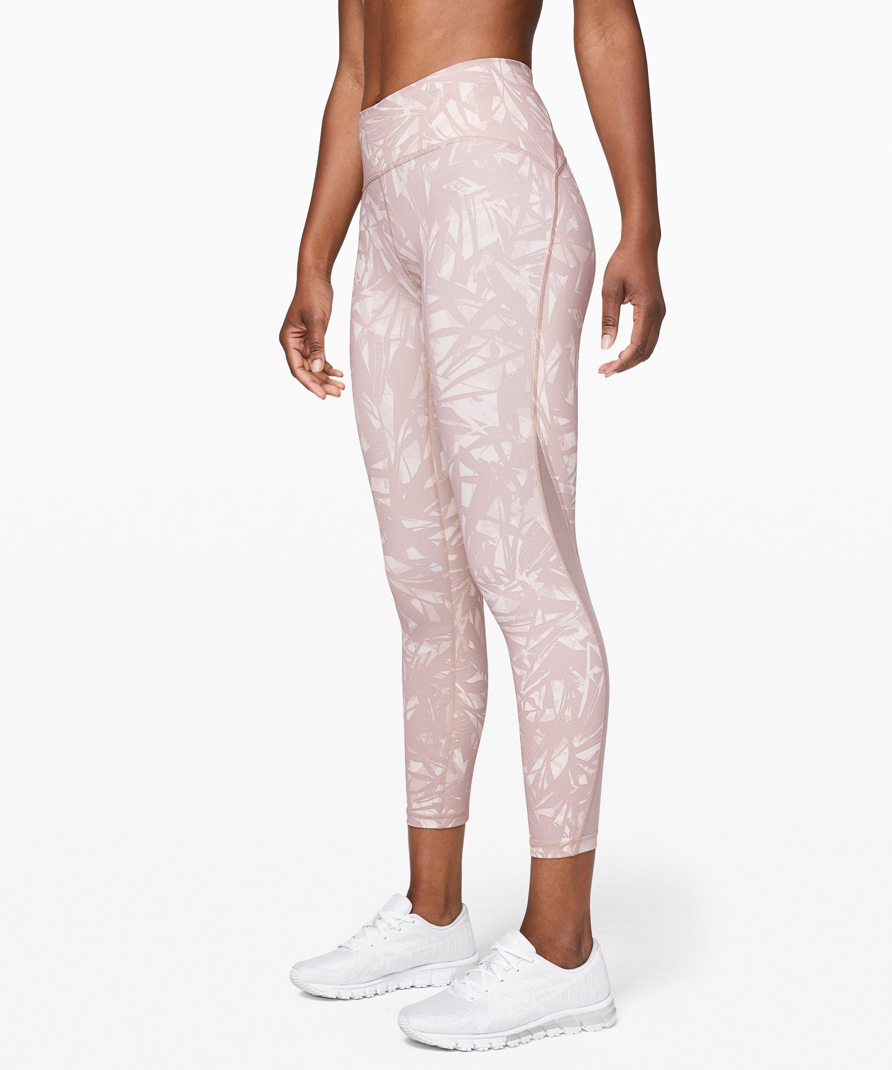 lululemon train times