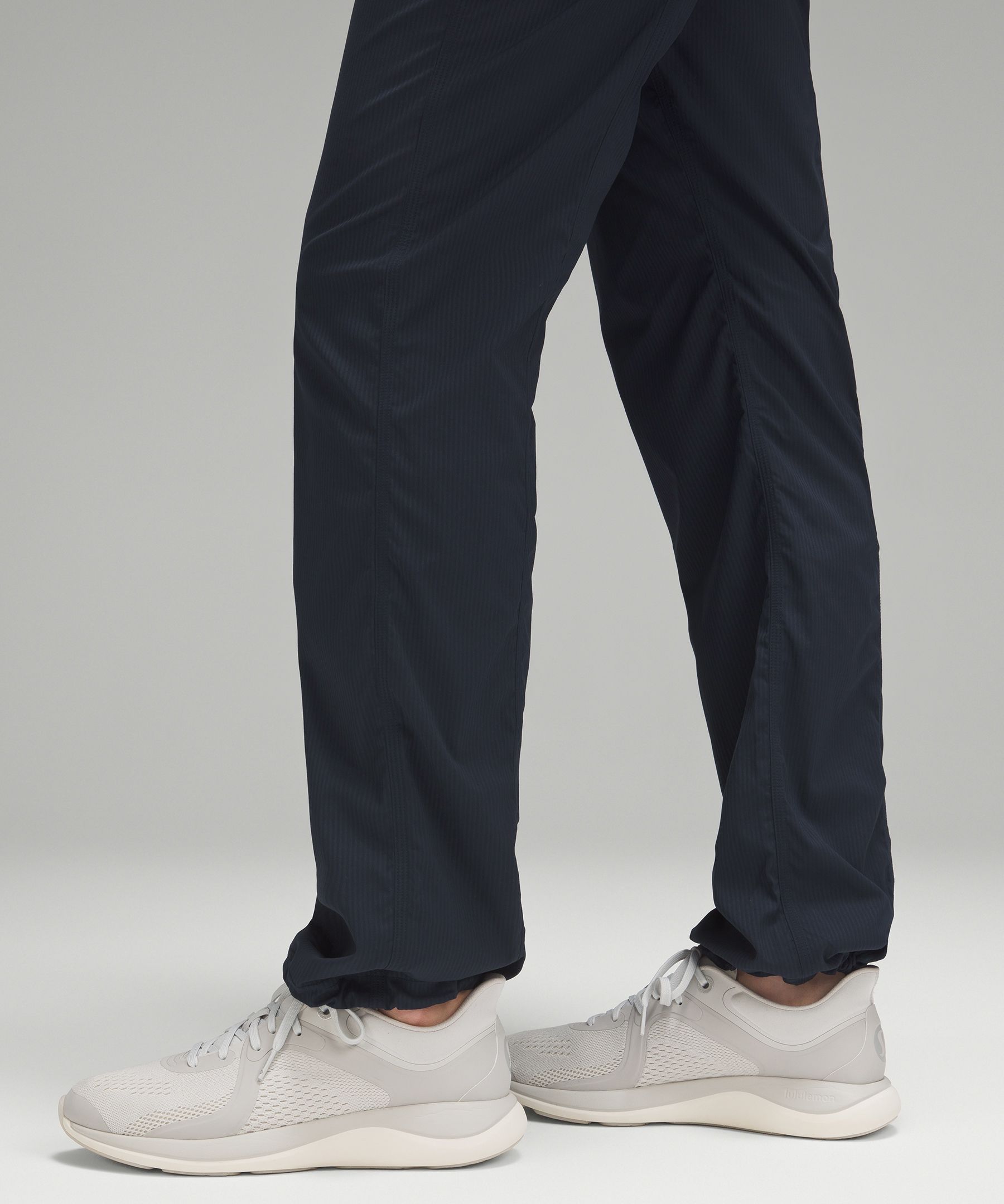 Lululemon seawall track store pant