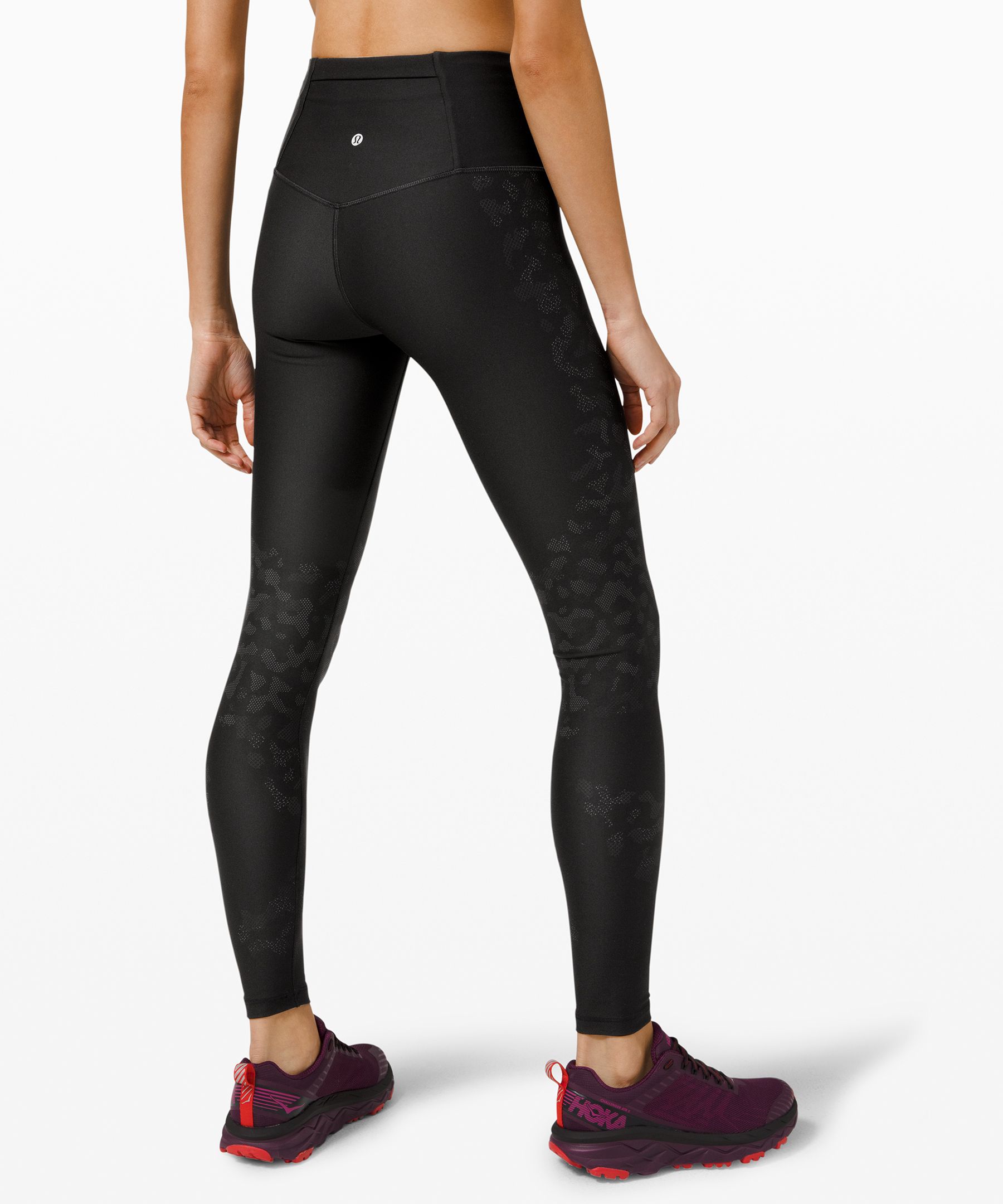 Avia Women's Mid-Rise Performance Fashion Crossover Legging : :  Clothing, Shoes & Accessories