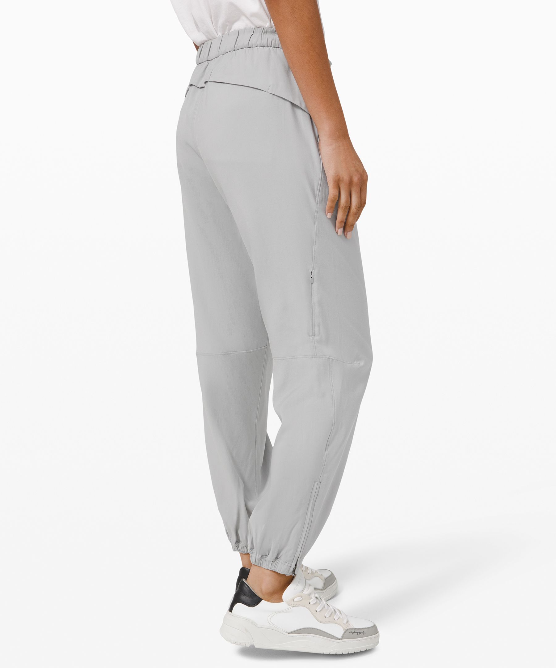 Lululemon essential affinity mid rise jogger new arrivals