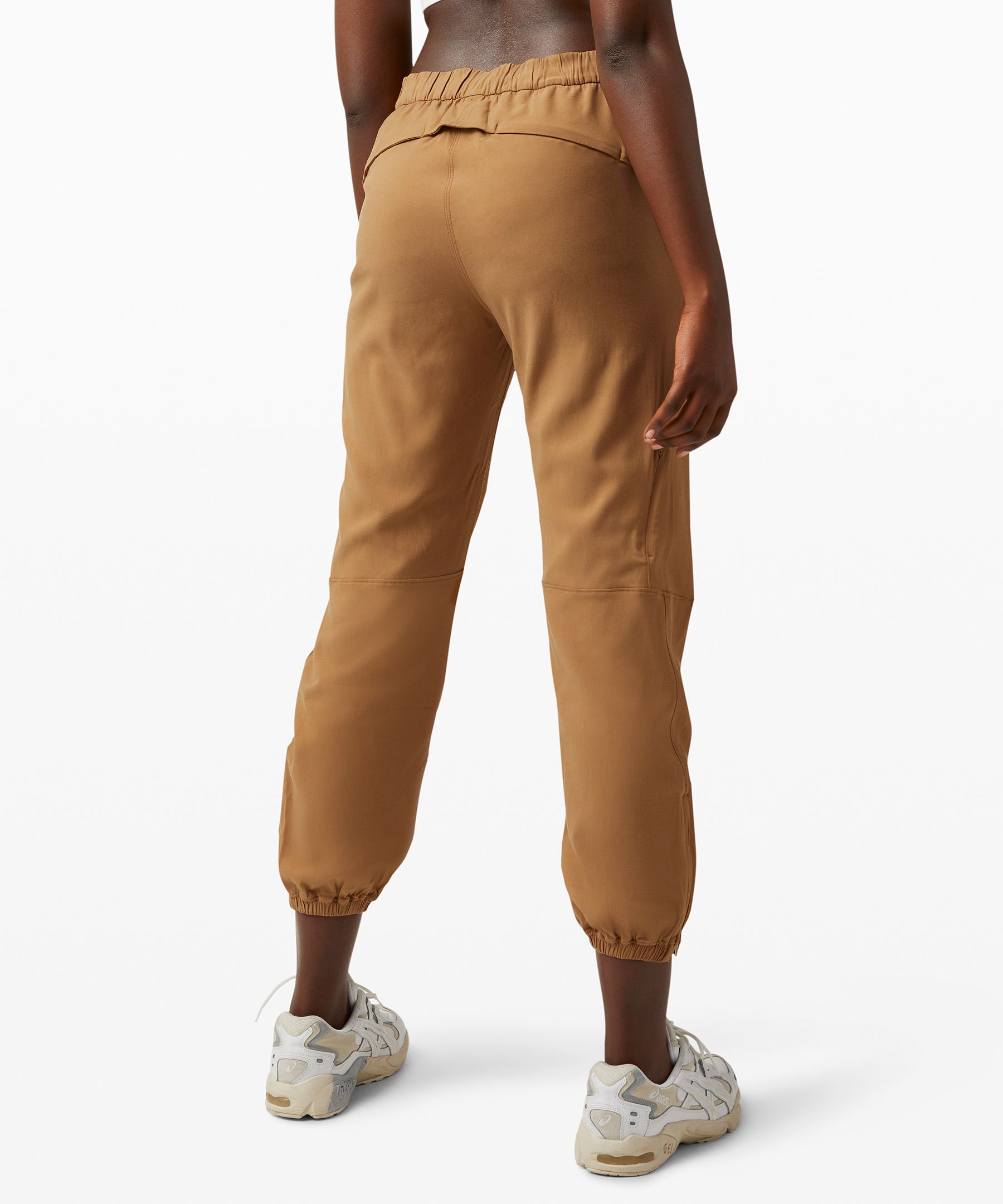 Essential Affinity Mid Rise Jogger 27