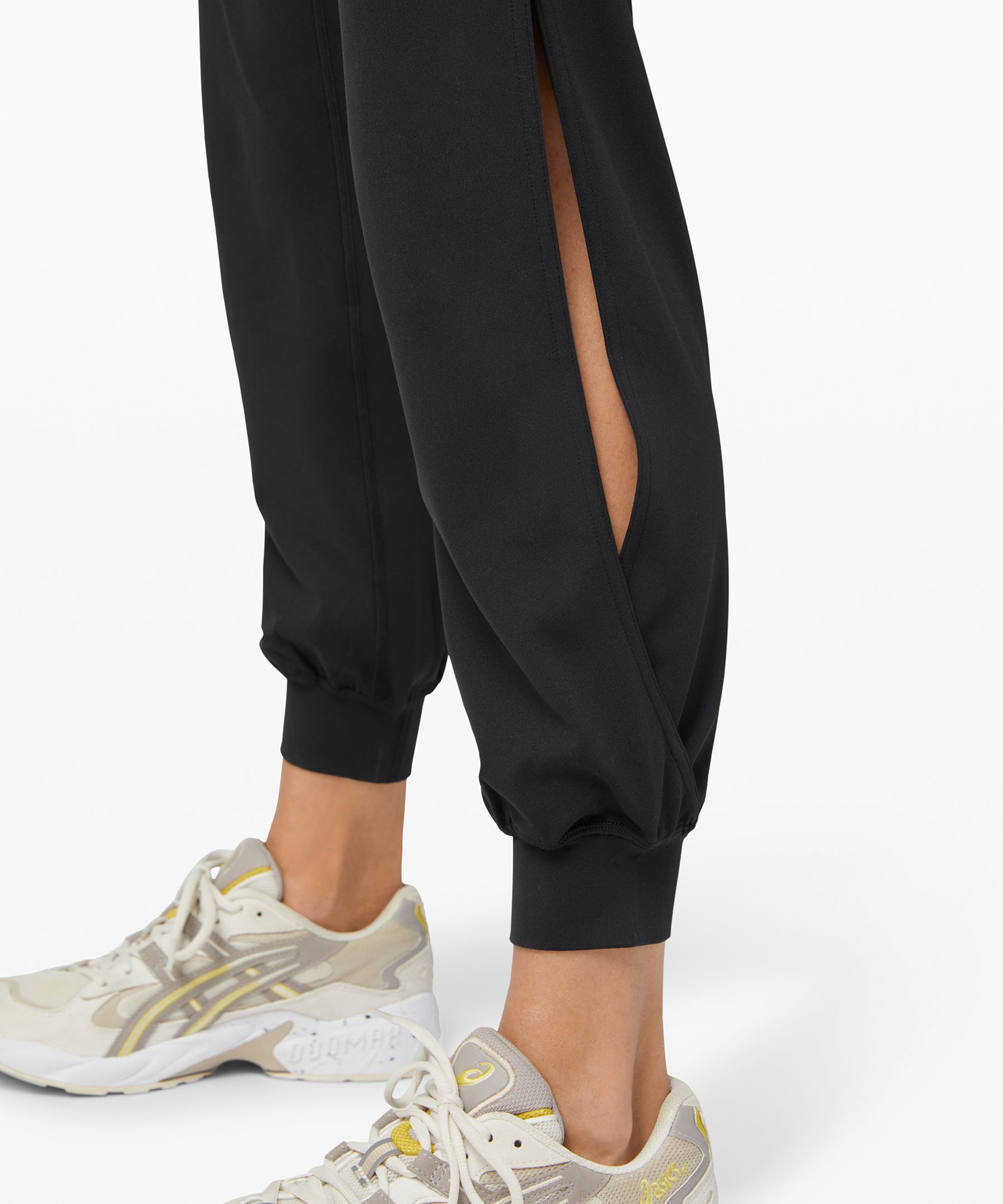 Lululemon align jogger  Lululemon align joggers, Clothes design