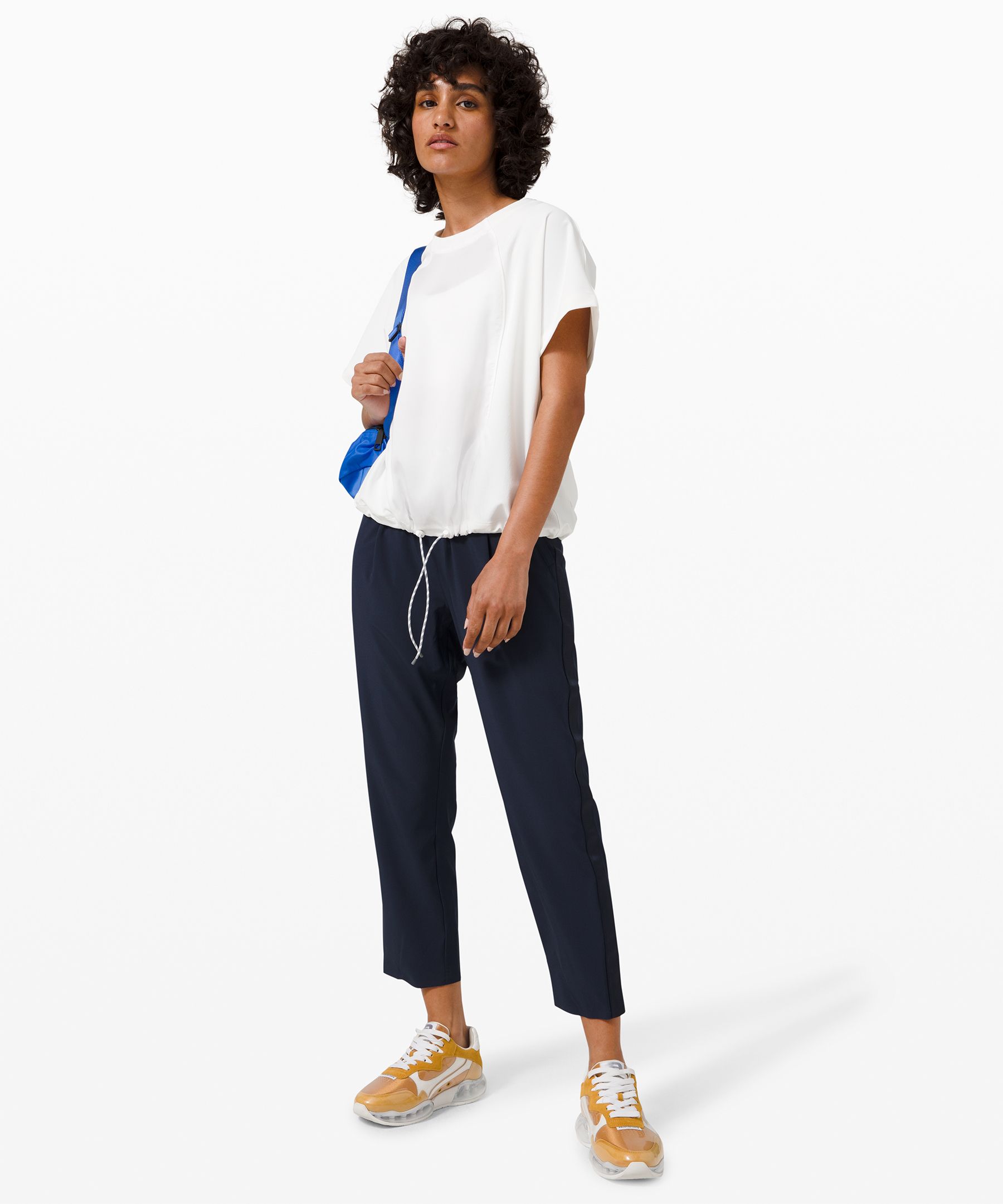 Lululemon on the move pant in true navy